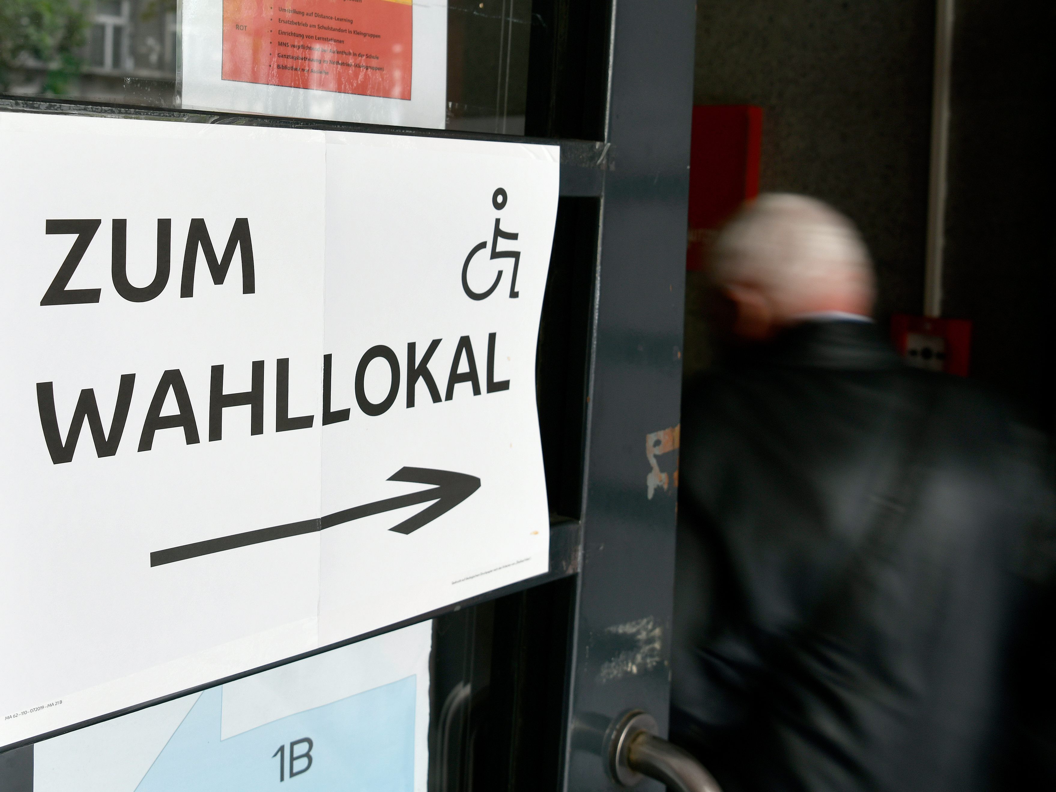 Die Wahlbeteiligung ging um fast 10 Prozentpunkte zurück.