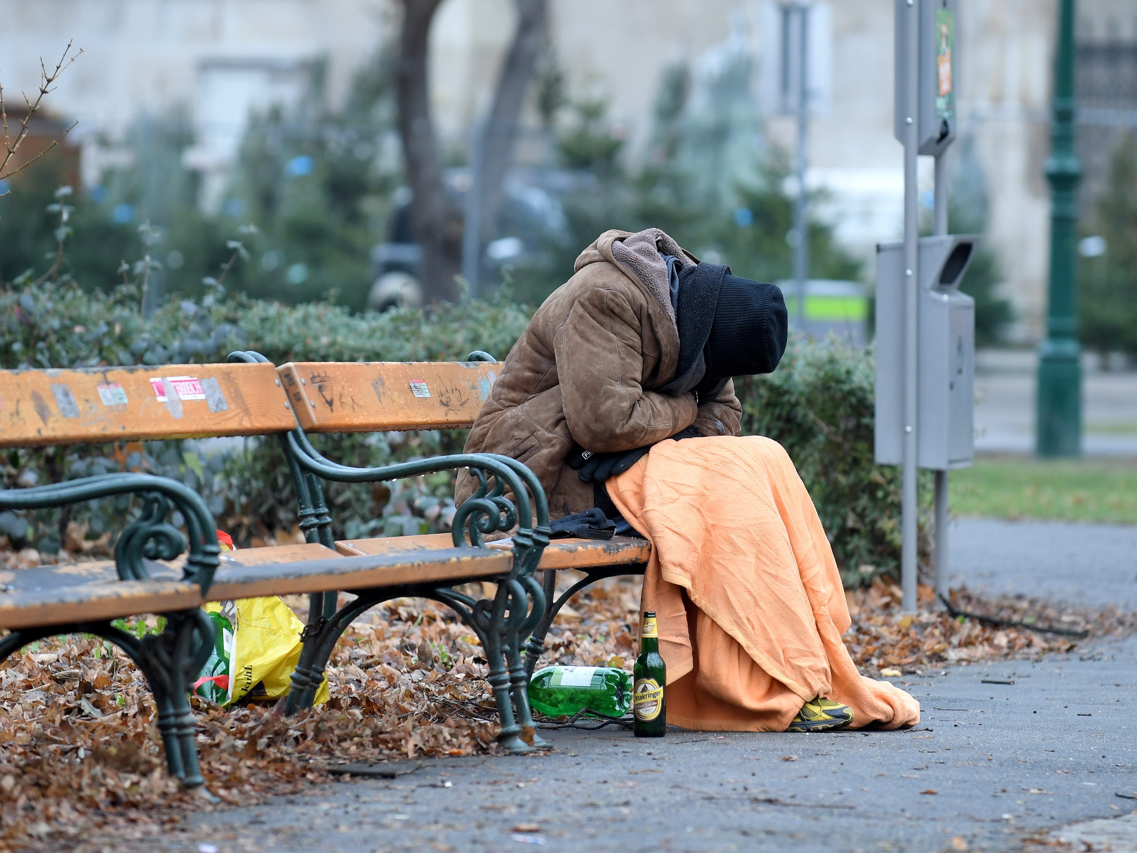 Winterpaket in Wien: ufenthalt in Notquartieren auch tagsüber möglich. Winterpaket in Wien: ufenthalt in Notquartieren auch tagsüber möglich.