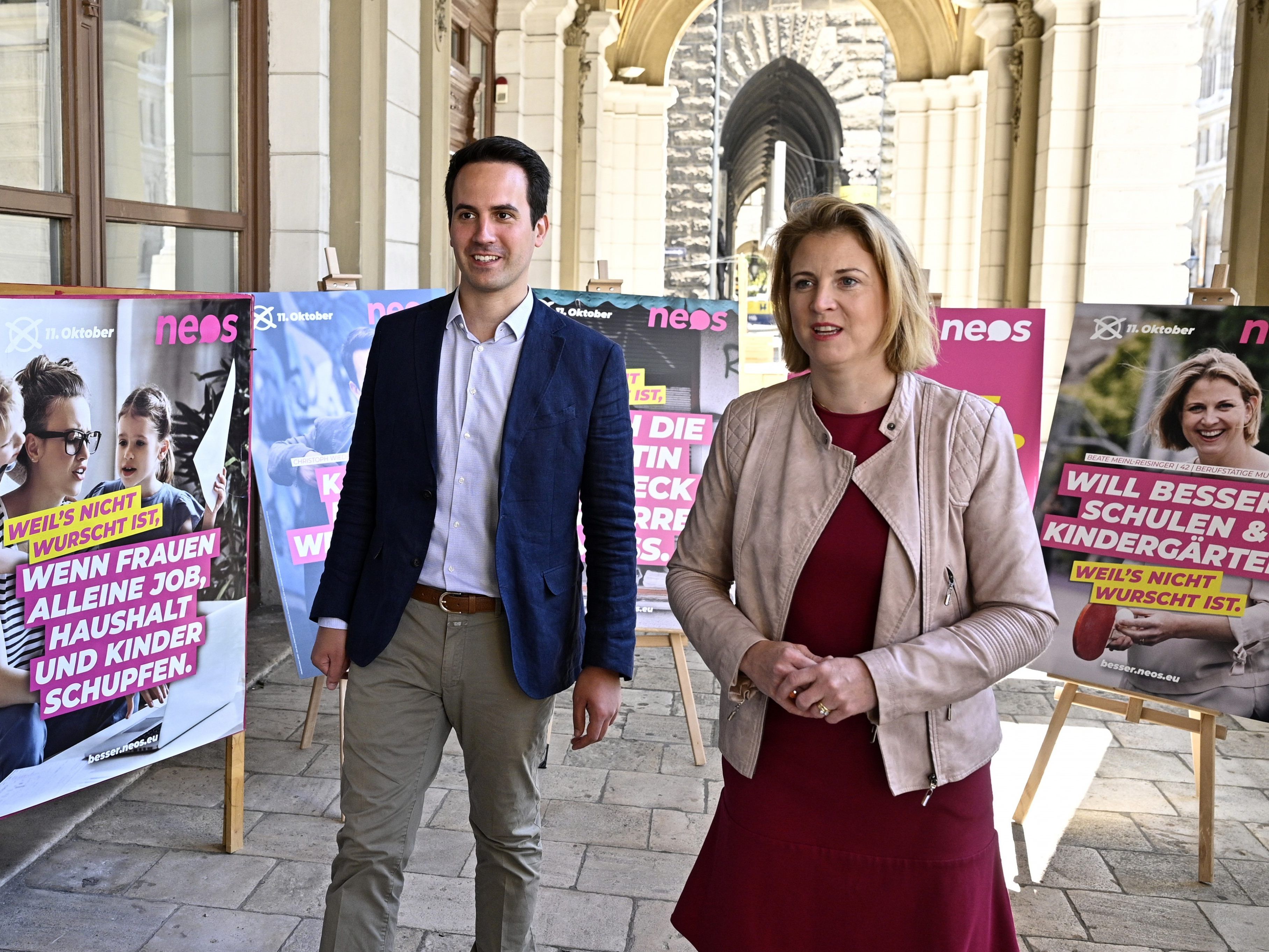 Die NEOS haben ihre Bundesmitgliederversammlung eine Woche vor der Wien-Wahl für den Wahlkampf genutzt. P Die NEOS haben ihre Bundesmitgliederversammlung eine Woche vor der Wien-Wahl für den Wahlkampf genutzt. P