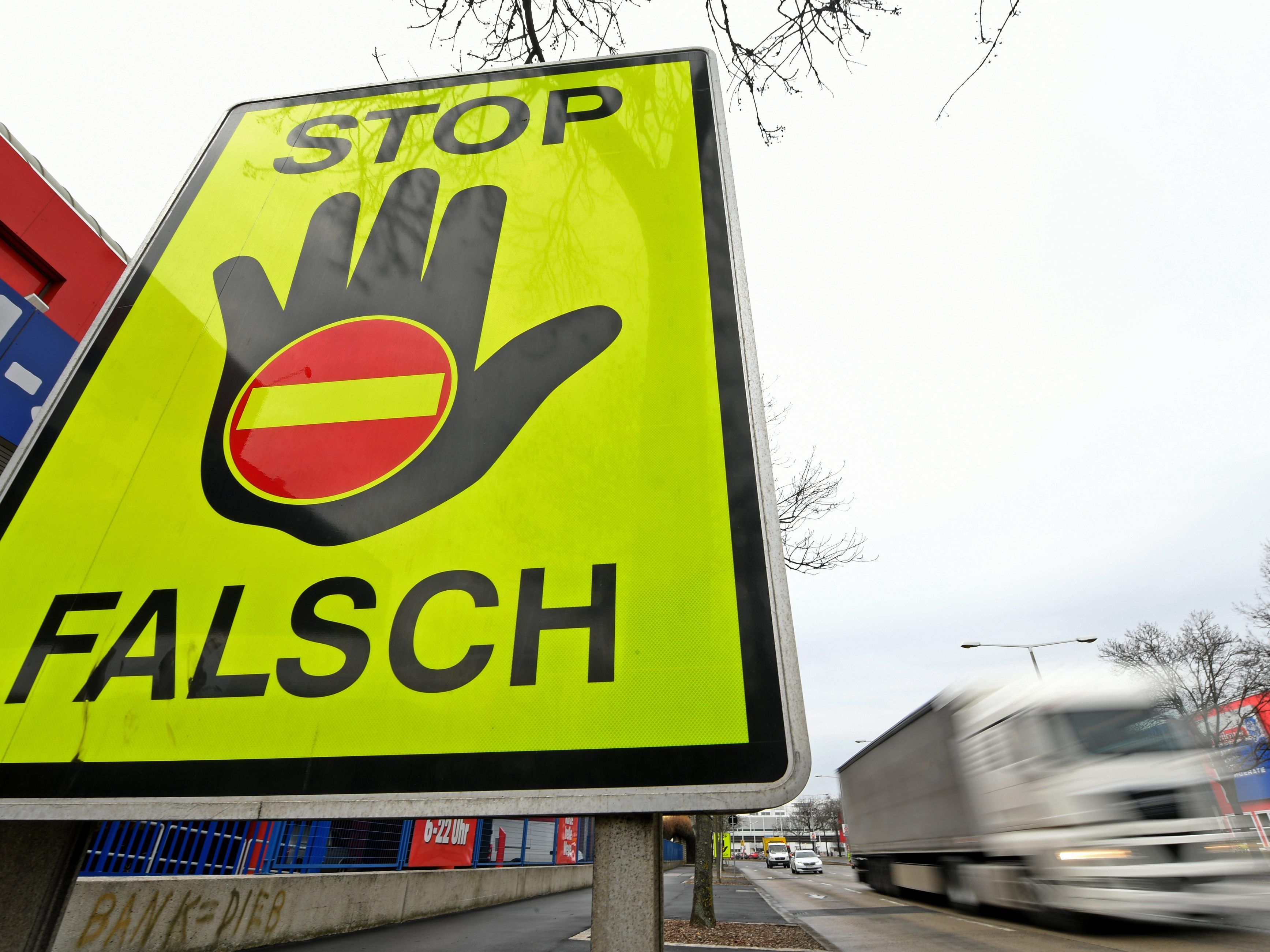 Der Geisterfahrer war auf der Wiener A23 mit einem Sattelfahrzeug unterwegs. Der Geisterfahrer war auf der Wiener A23 mit einem Sattelfahrzeug unterwegs.
