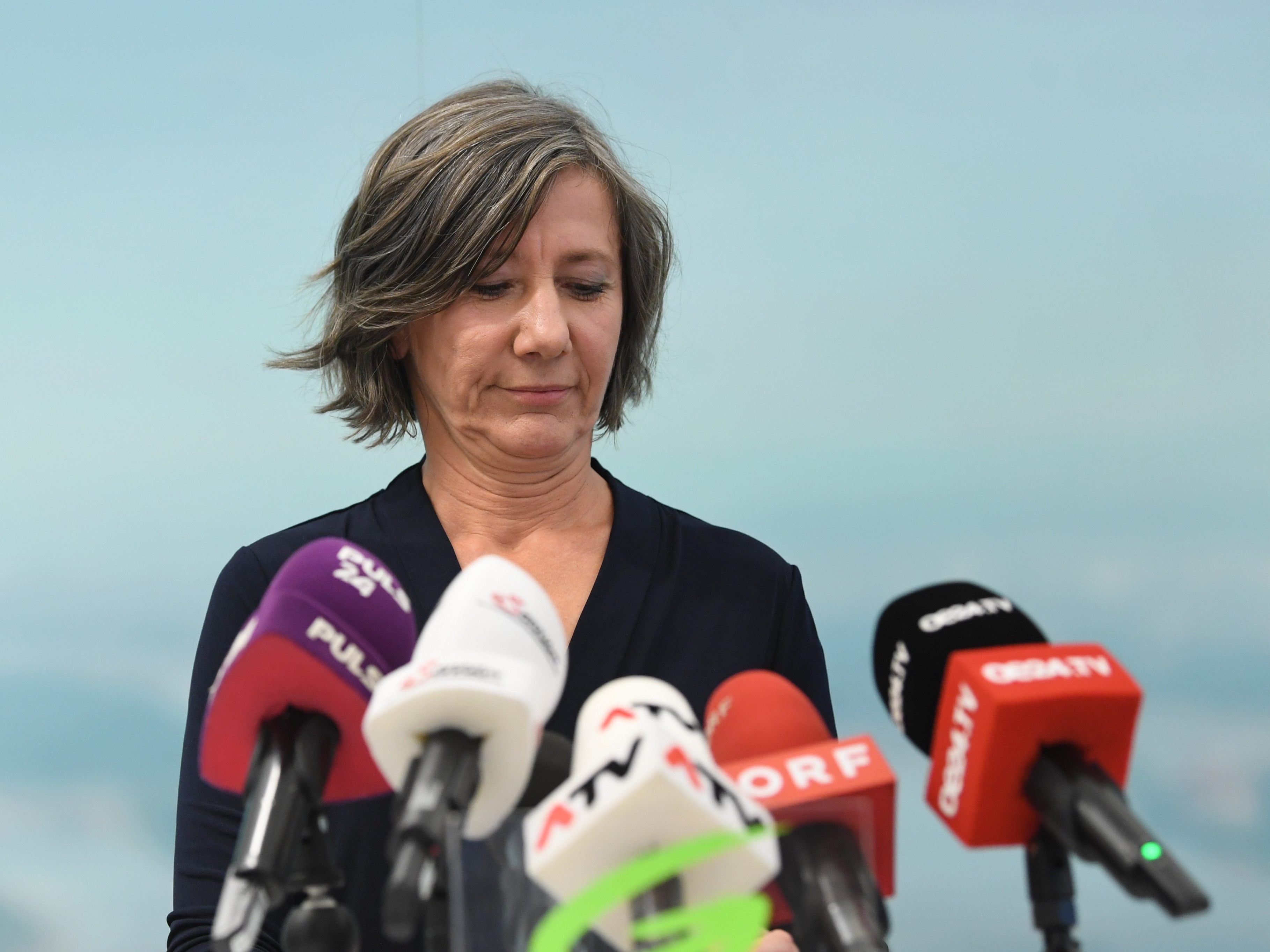 Hebein hält die Türen der Wiener Grünen weiterhin offen. Hebein hält die Türen der Wiener Grünen weiterhin offen.