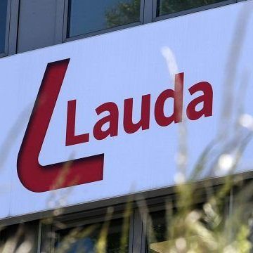 Laudamotion muss nun eine Geldstrafen bezahlen für das Verweisen der Betriebsratschefin vom Gelände.