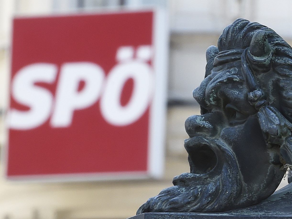 Die Partei hat eine Beschwerde gegen die Geldbußen angekündigt.