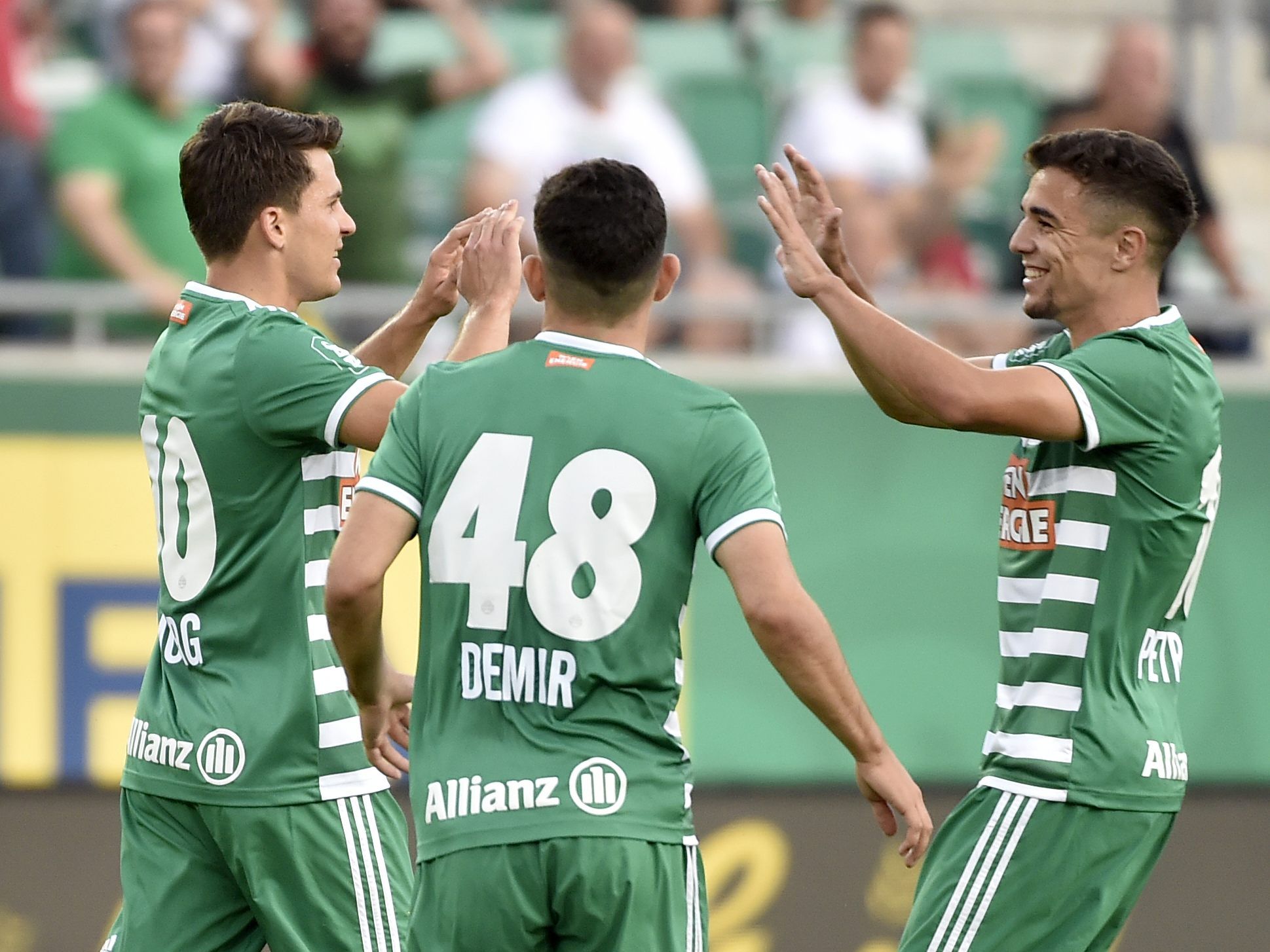 Rapid Wien bekommt es in der Europa League mit Arsenal zu tun.