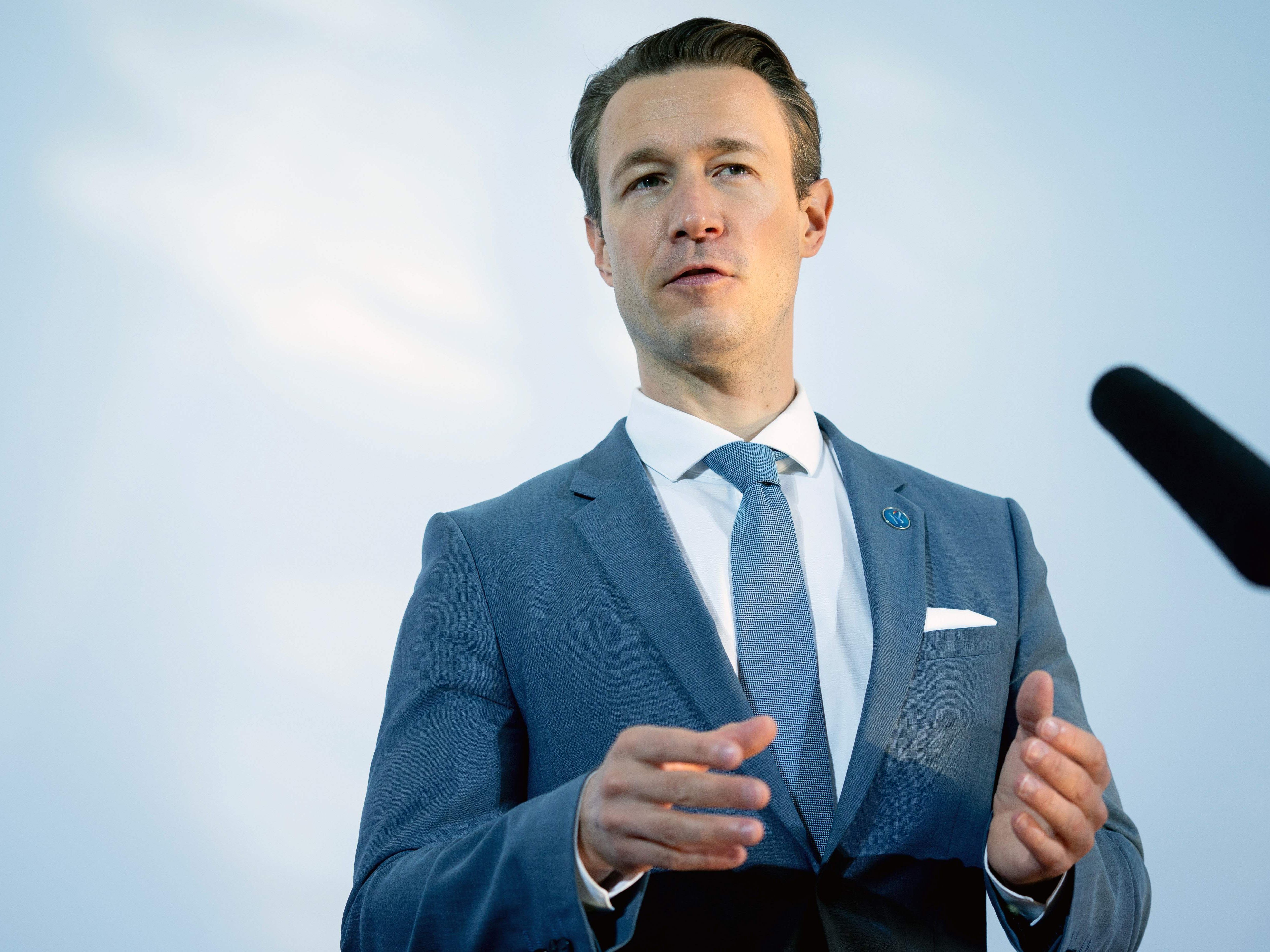 Blümel hat vorerst alle Wahlkampftermine abgesagt. Blümel hat vorerst alle Wahlkampftermine abgesagt.