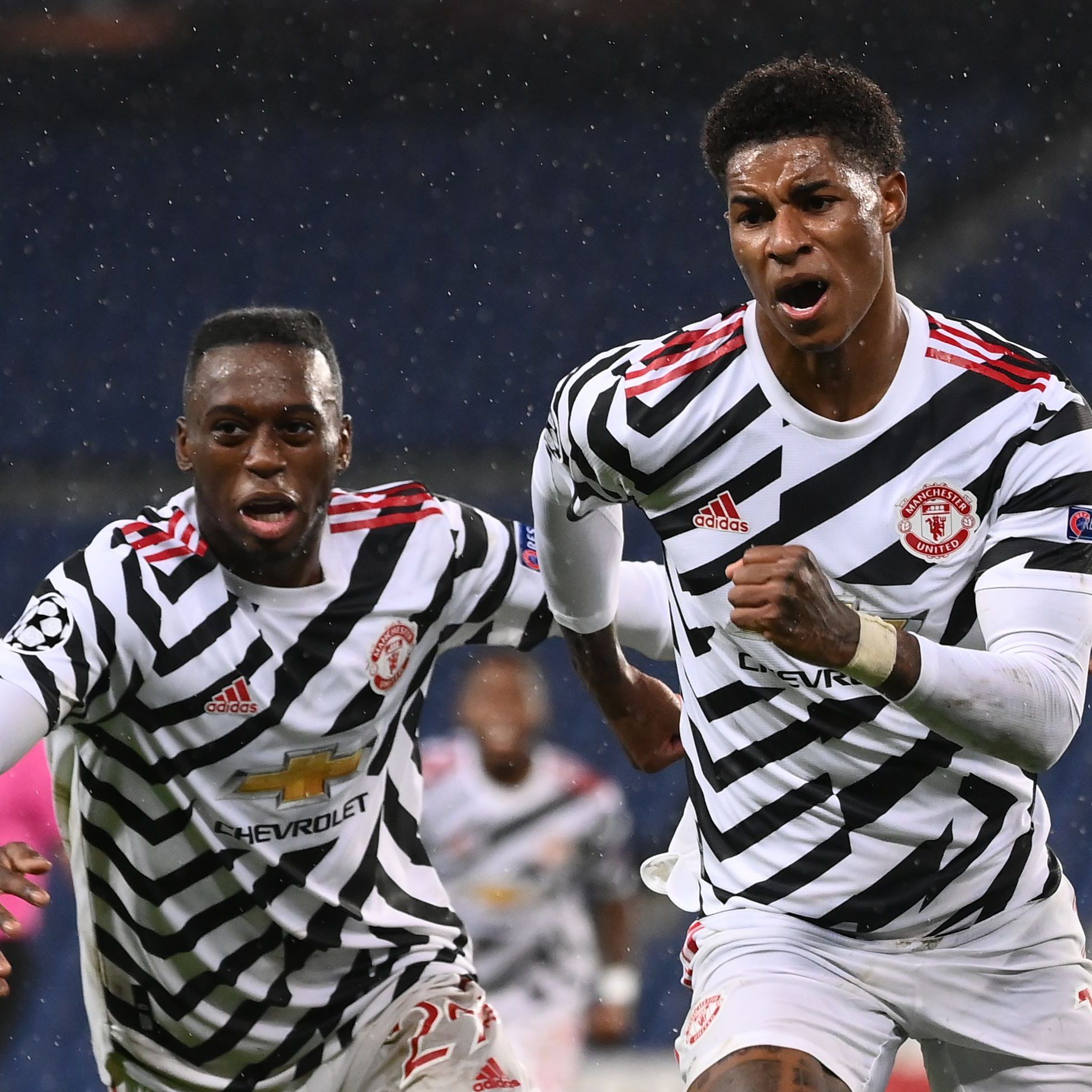 Rashford (r.) schoss Manchester United zum Sieg gegen Paris SG.