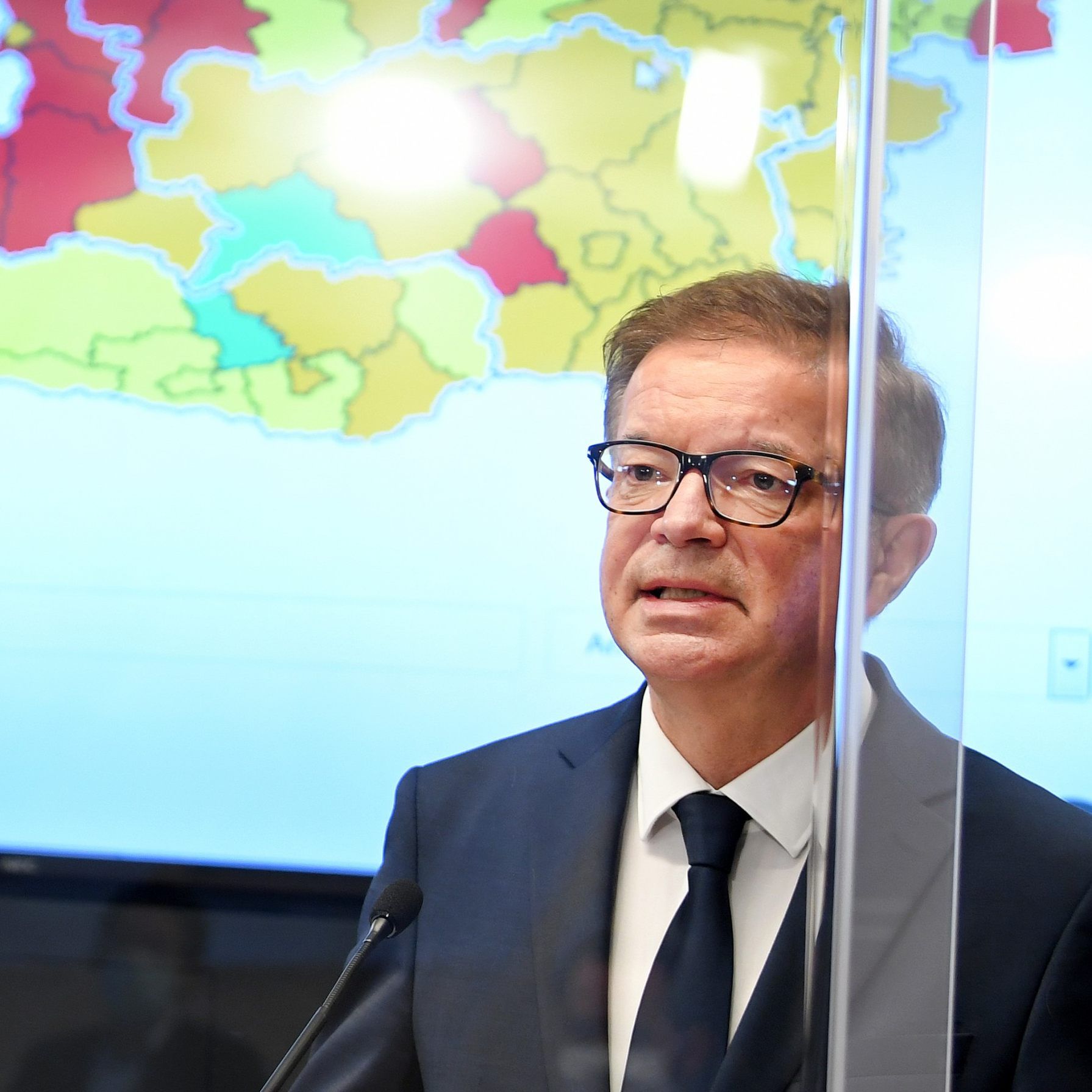 Am Abend wird die neue Corona-Ampel verkündet - fast ganz Österreich dürfte Rot sein