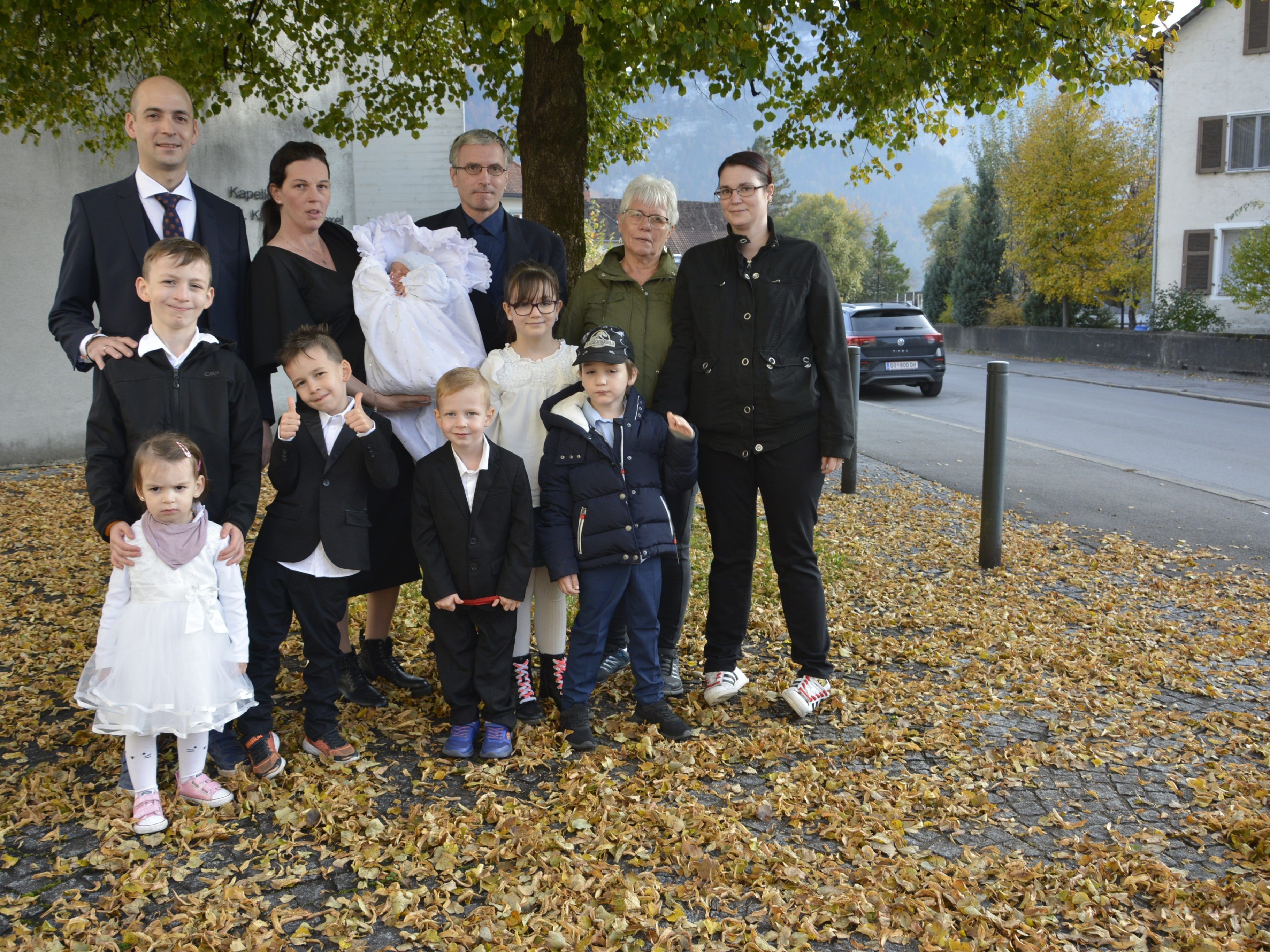 Bruno Arthur Christian Höfel wurde am 25. Oktober in der Kirche Hatlerdorf getauft.