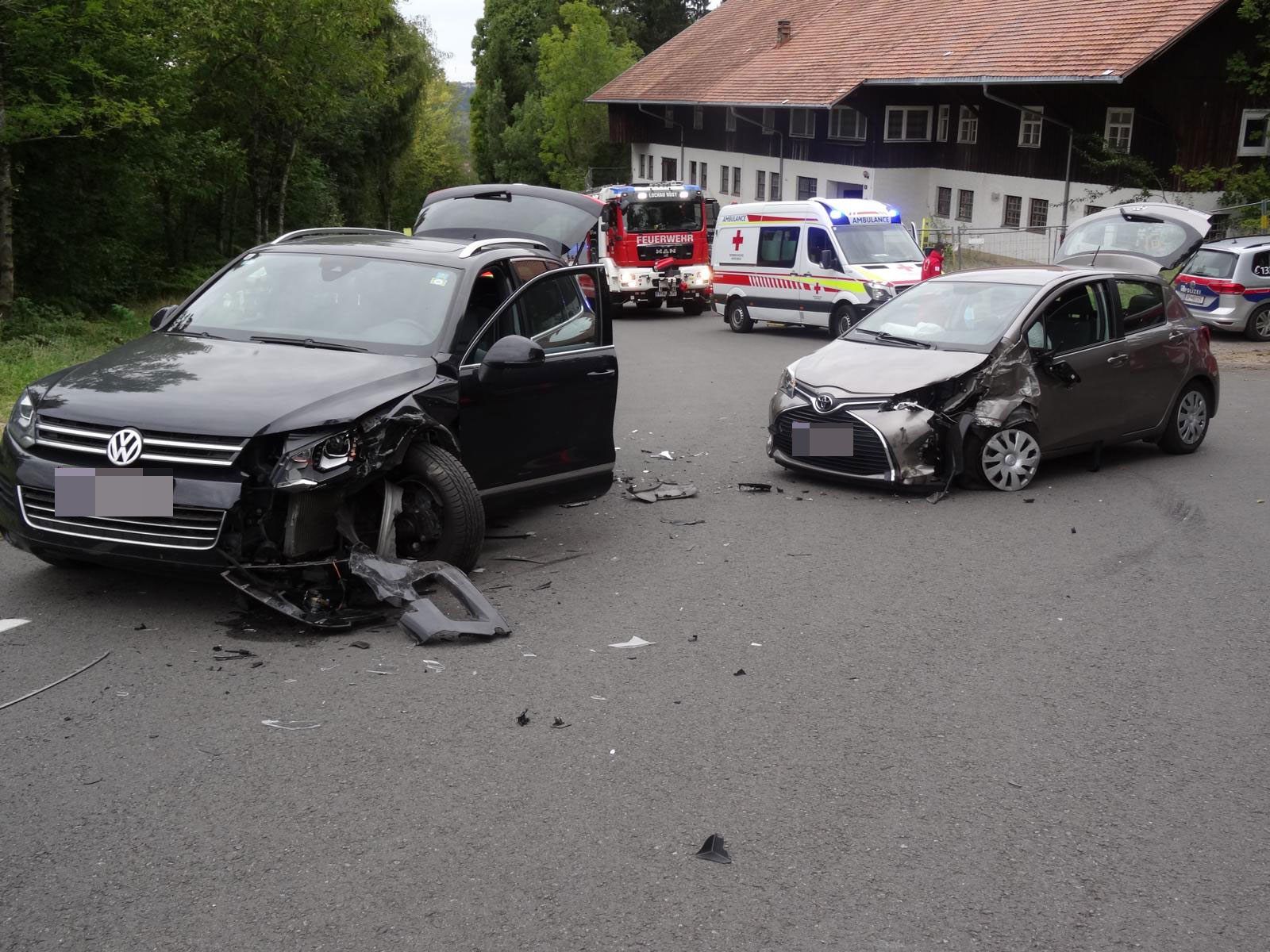 Am Freitagnachmittag kam es auf der Pfänderstraße zu einem Unfall mit zwei beteiligten Fahrzeugen.