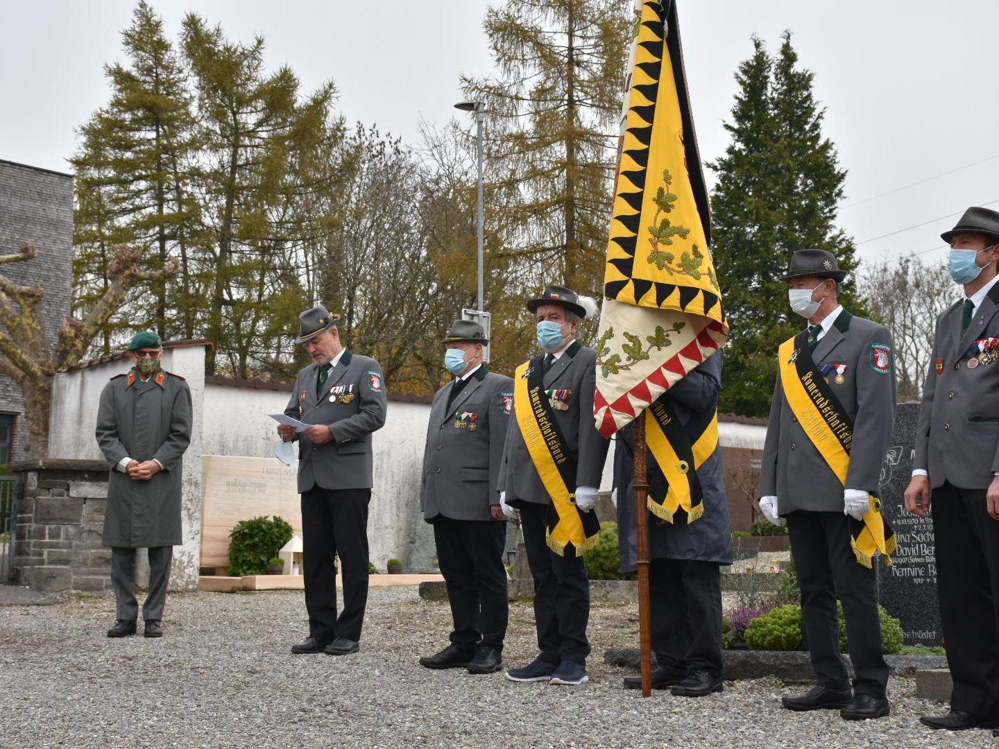 Traditionelle Kranzniederlegung am Kriegerdenkmal Traditionelle Kranzniederlegung am Kriegerdenkmal