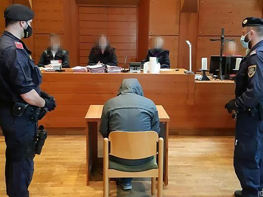 40-Jähriger in 15 Punkten angeklagt