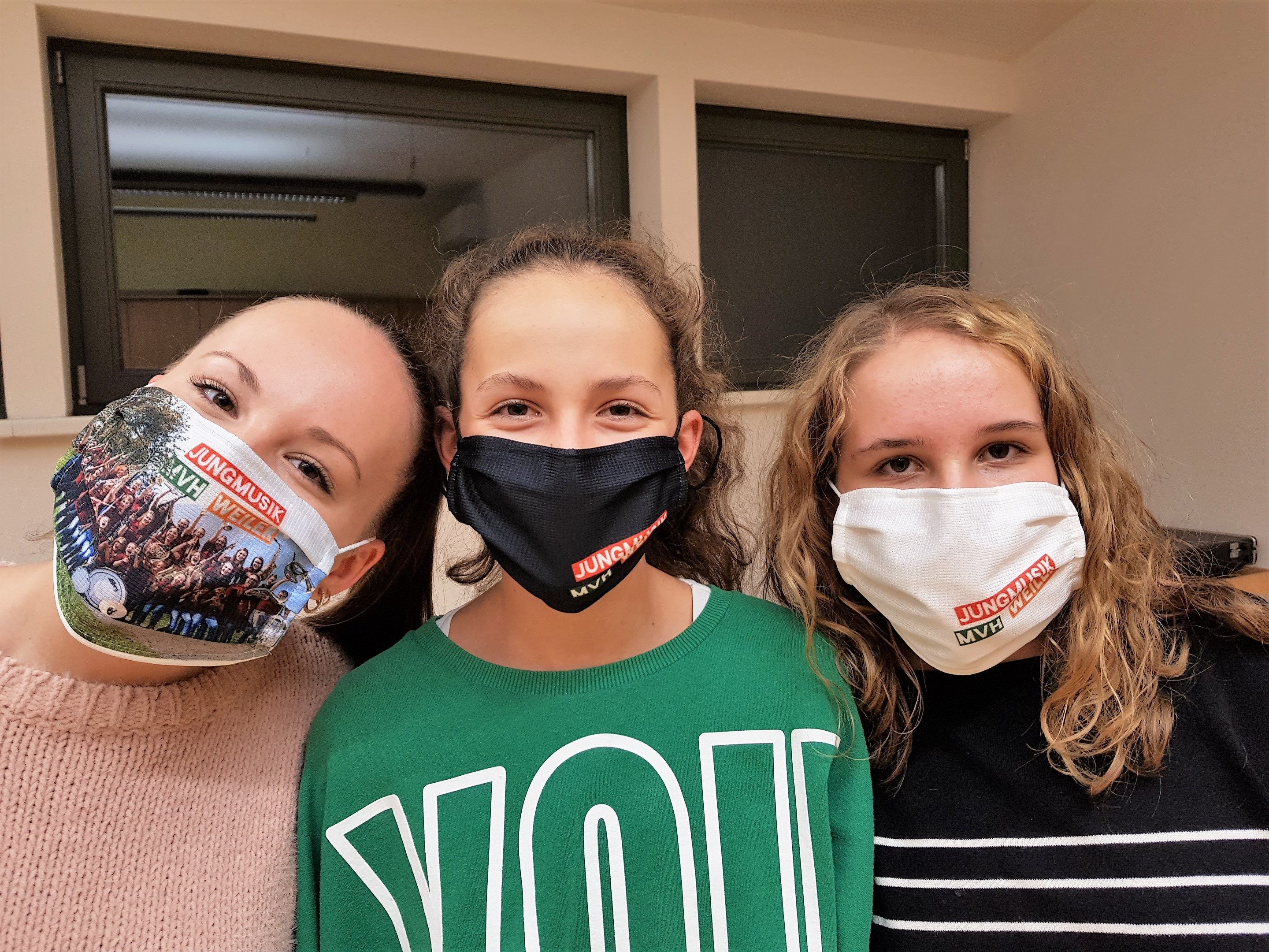 ... die neuen MNS-Masken der Jungmusik Weiler ...