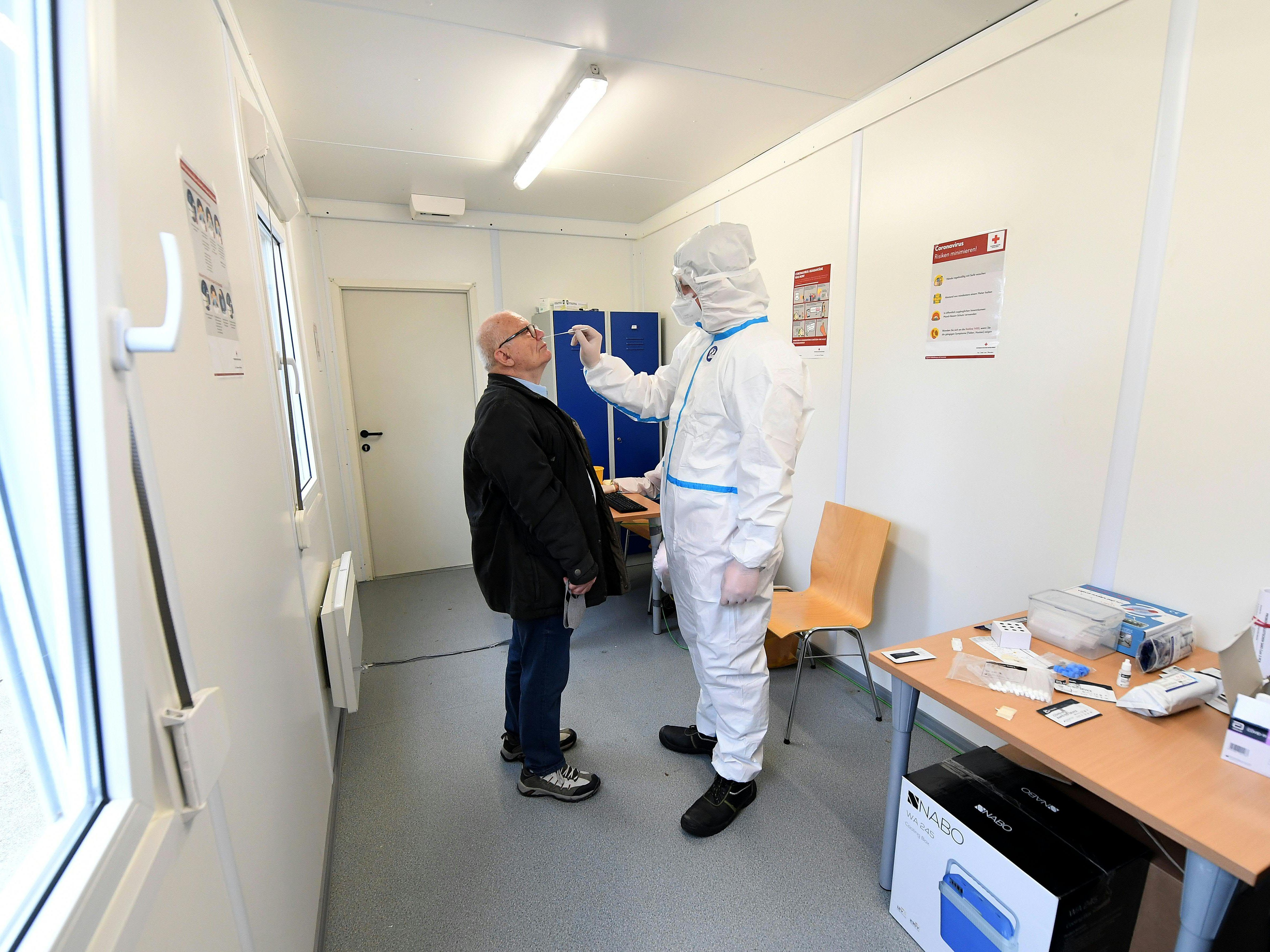 Terminvereinbarungen in den Container-Ordinationen sind ab sofort möglich. Terminvereinbarungen in den Container-Ordinationen sind ab sofort möglich.