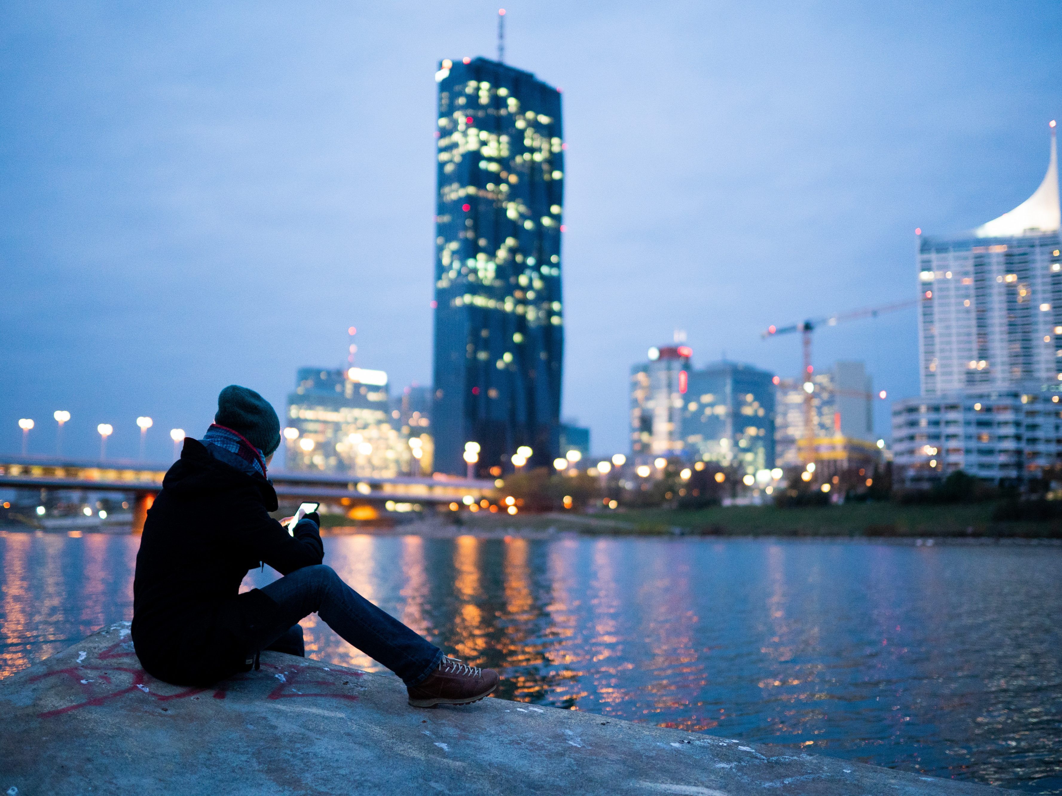 Die erlaubten Kontakte werden enger definiert. Die erlaubten Kontakte werden enger definiert.