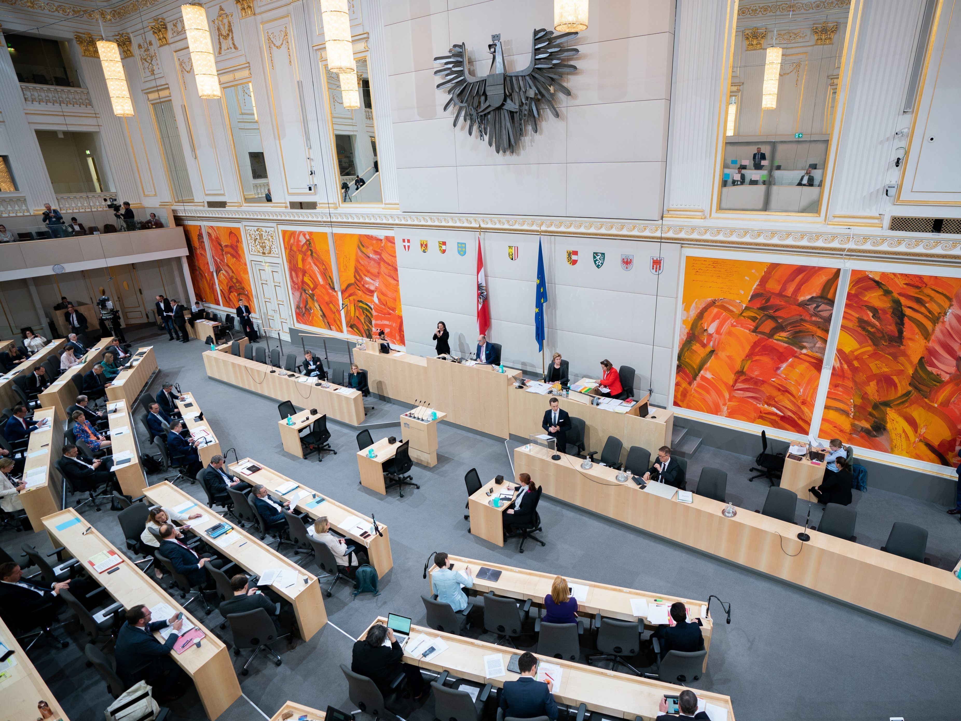 Die Regierung rechnet allein auf Bundesebene mit einem Defizit von 22,6 Mrd. Euro.