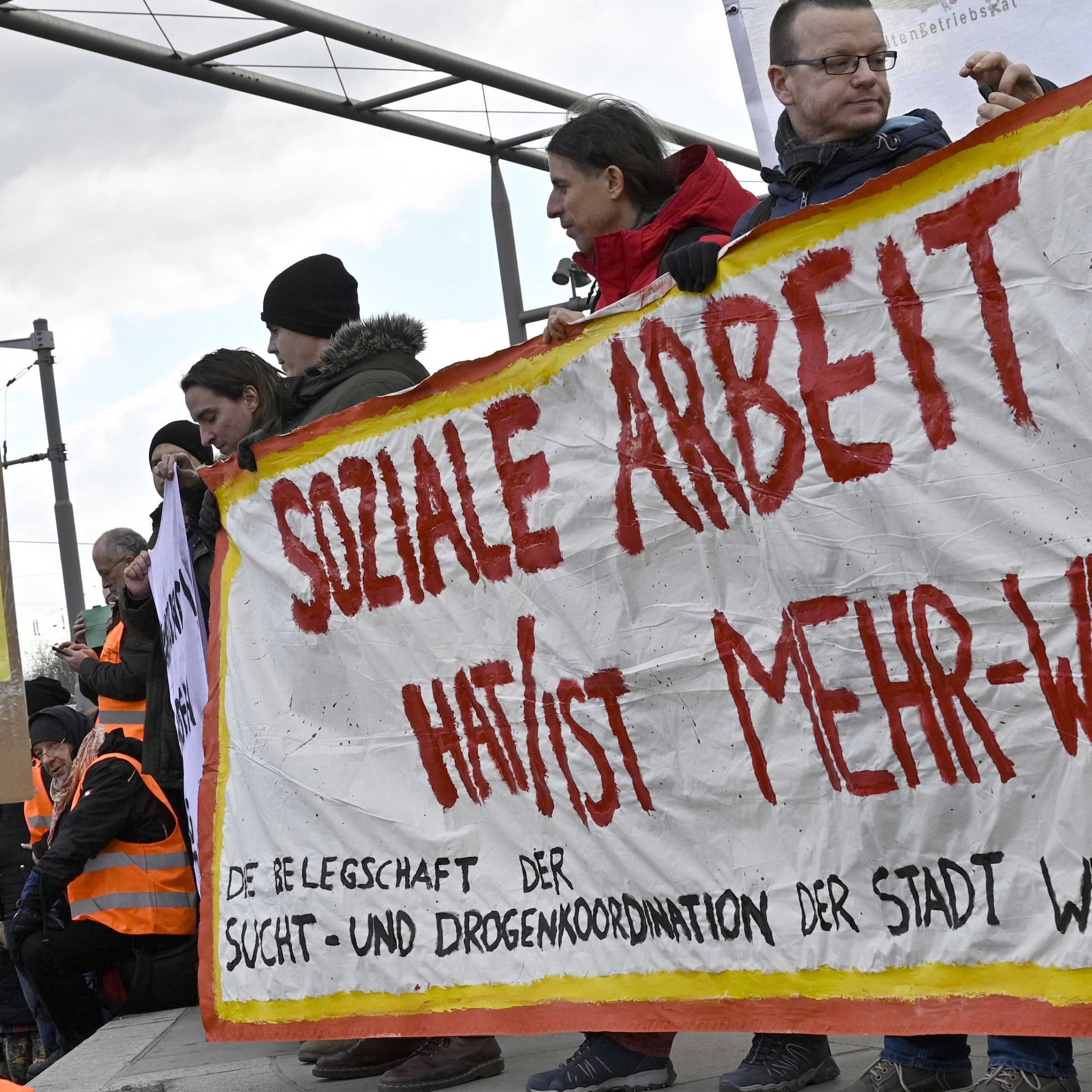 Die Gehälter steigen ab 1. Jänner.
