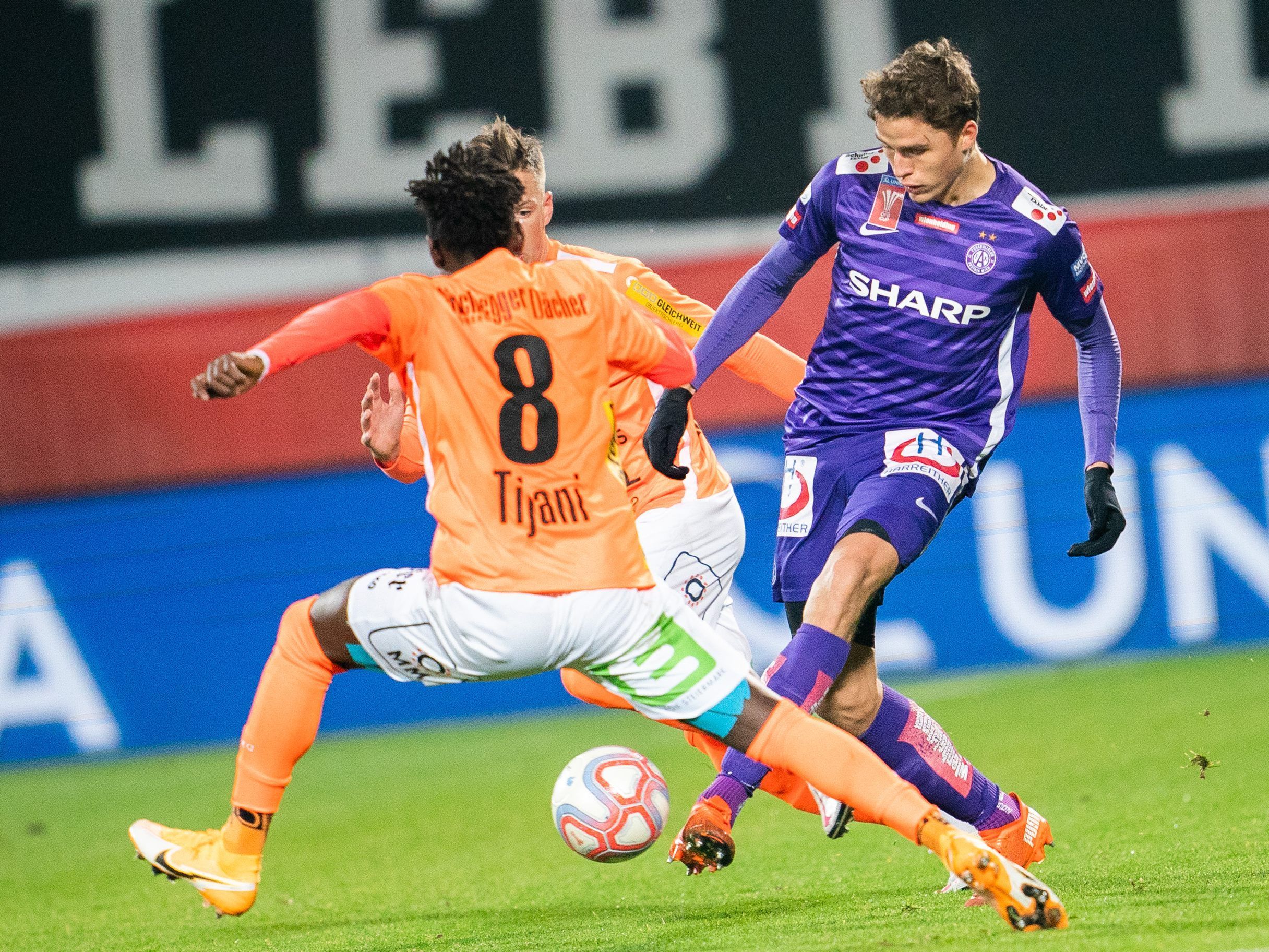 Die Wiener Austria besiegte Hartberg mit 5:3.