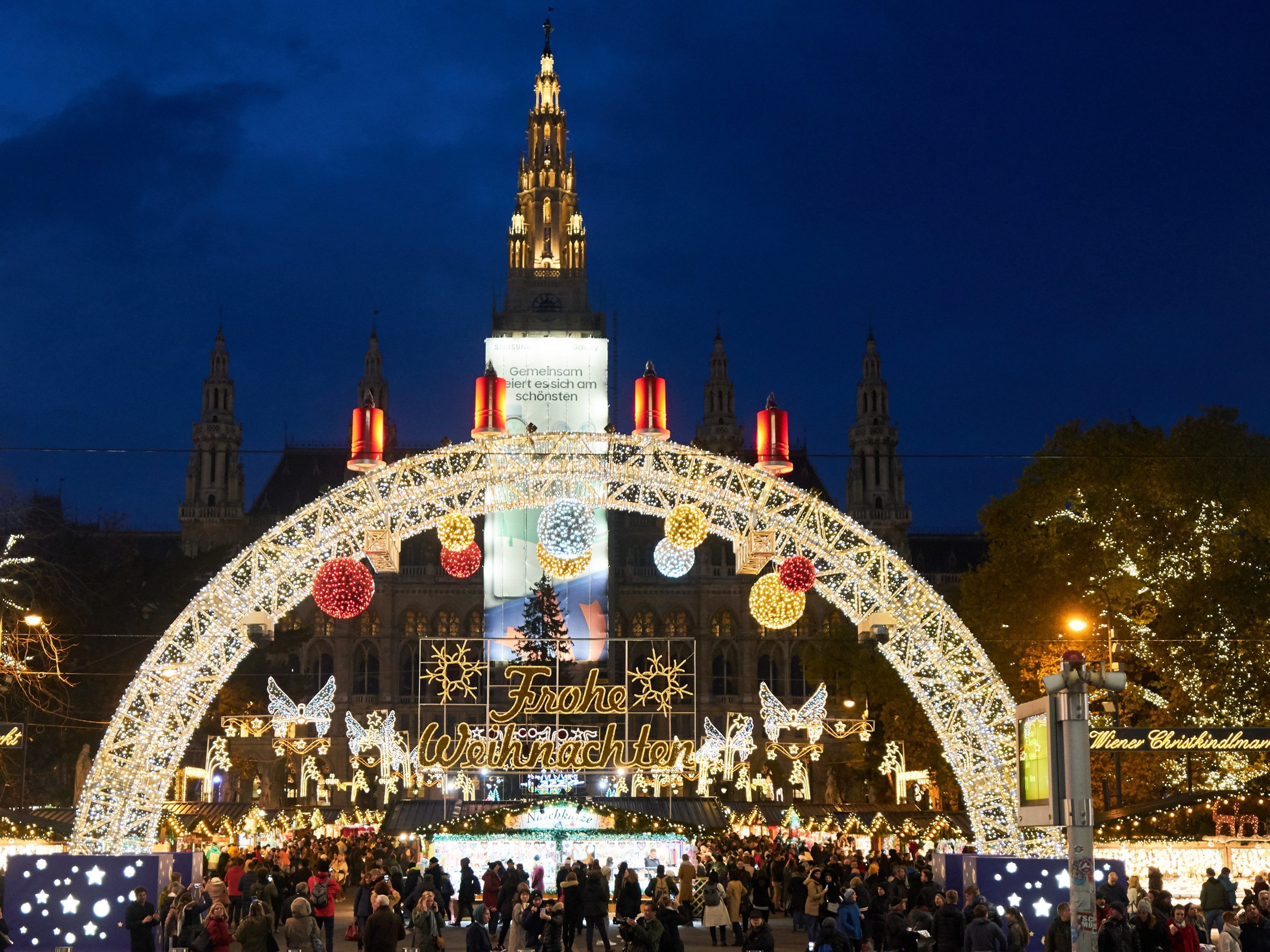 Die Eröffnung wurde auf Anfang Dezember verschoben. Die Eröffnung wurde auf Anfang Dezember verschoben.