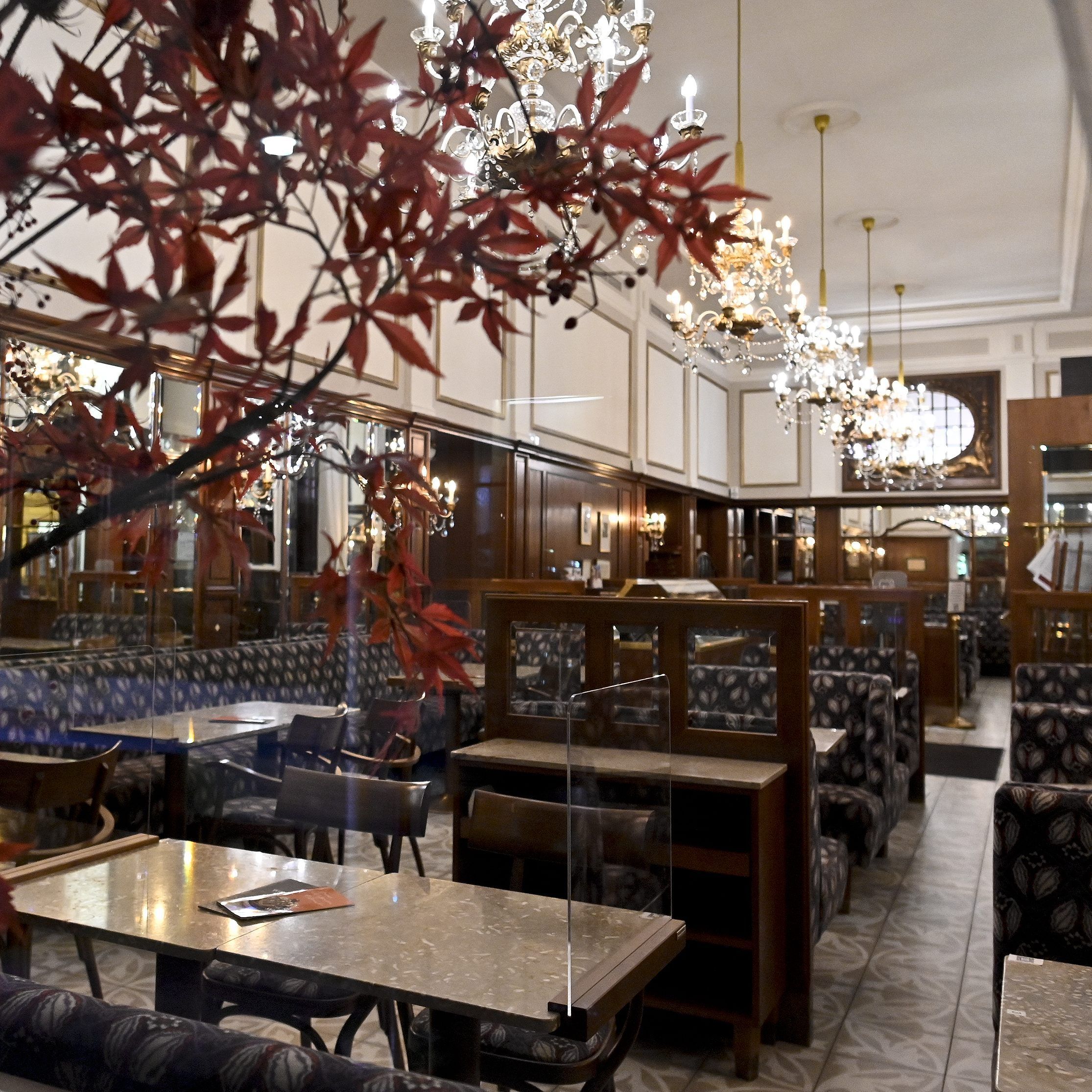 Wie die Details zum Umsatz-Ersatz für die vom zweiten Coronavirus-Lockdown betroffenen Betriebe aussehen, ist weiter offen.