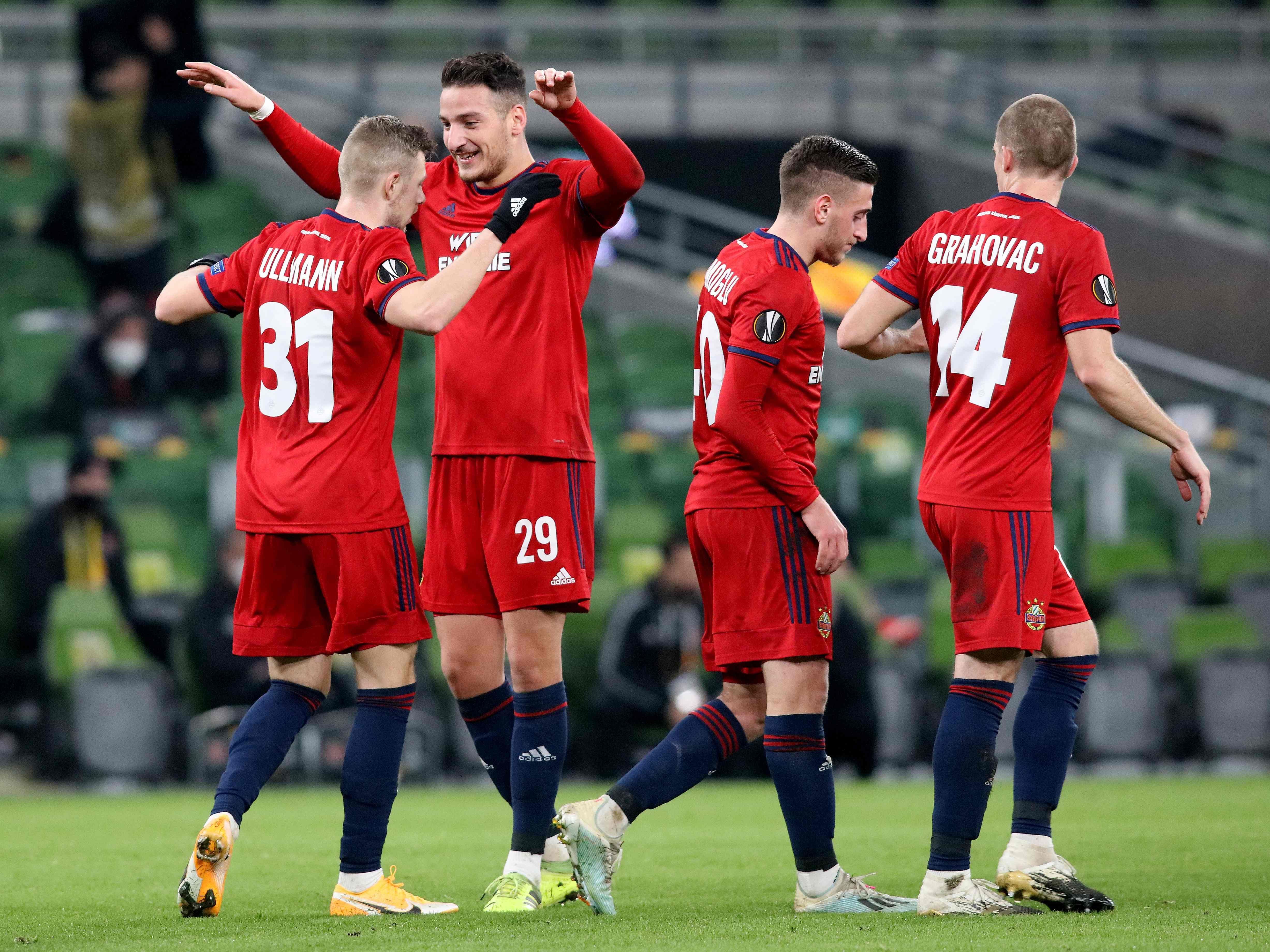 Rapid Wien besiegt Dundalk in der Europa League.
