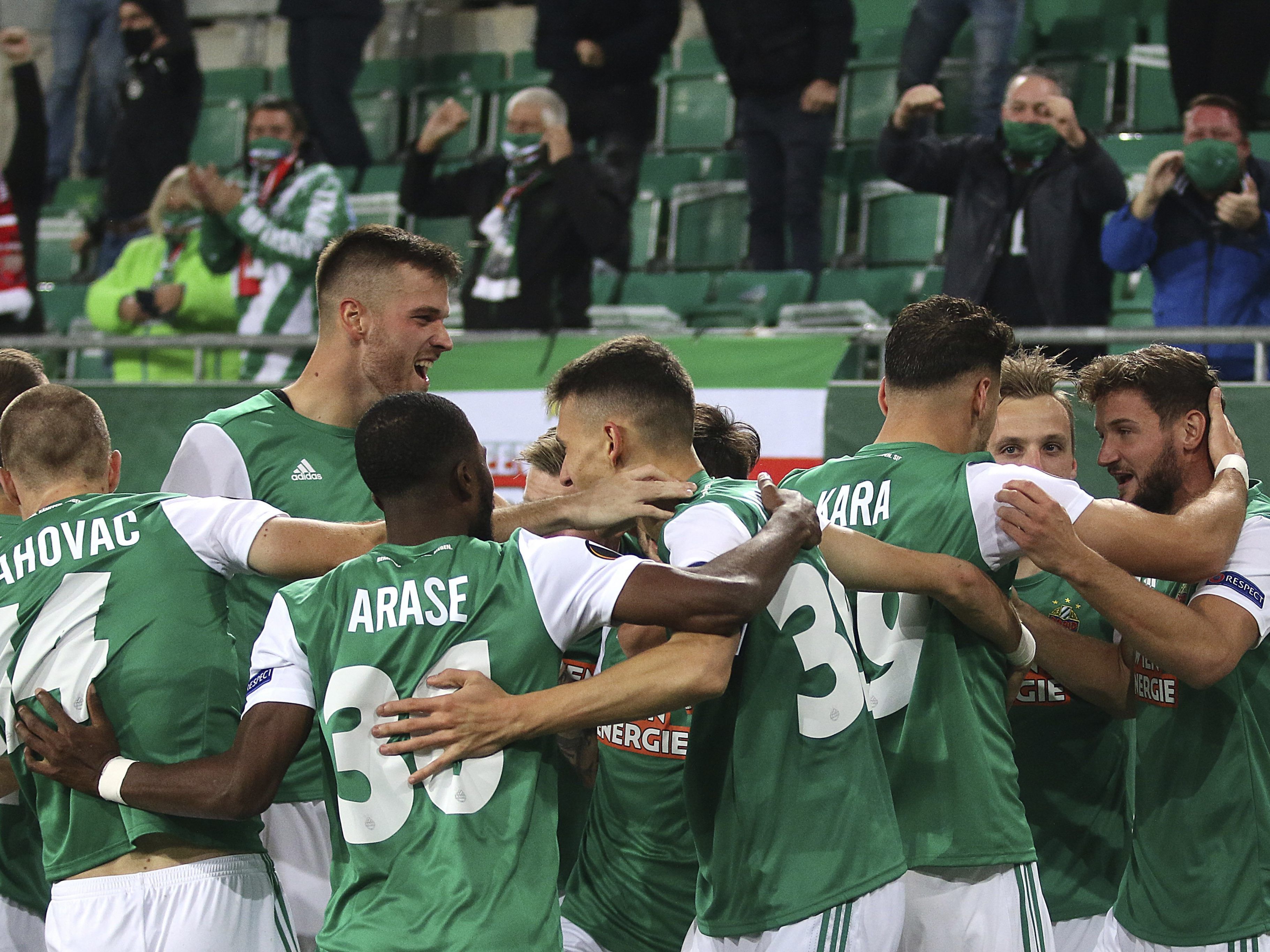 Sk Rapid Wien Vs Dundalk - Sportsfile Sk Rapid Wien V ...