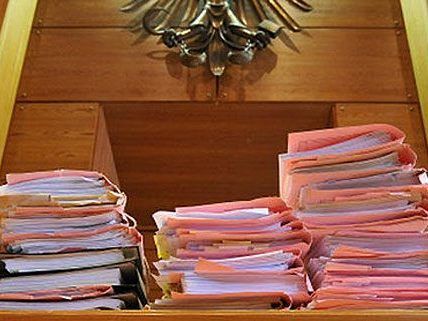 Ein Wiener Vater musste sich am Mittwoch wegen des Missbrauchs seiner Töchter vor Gericht verantworten.