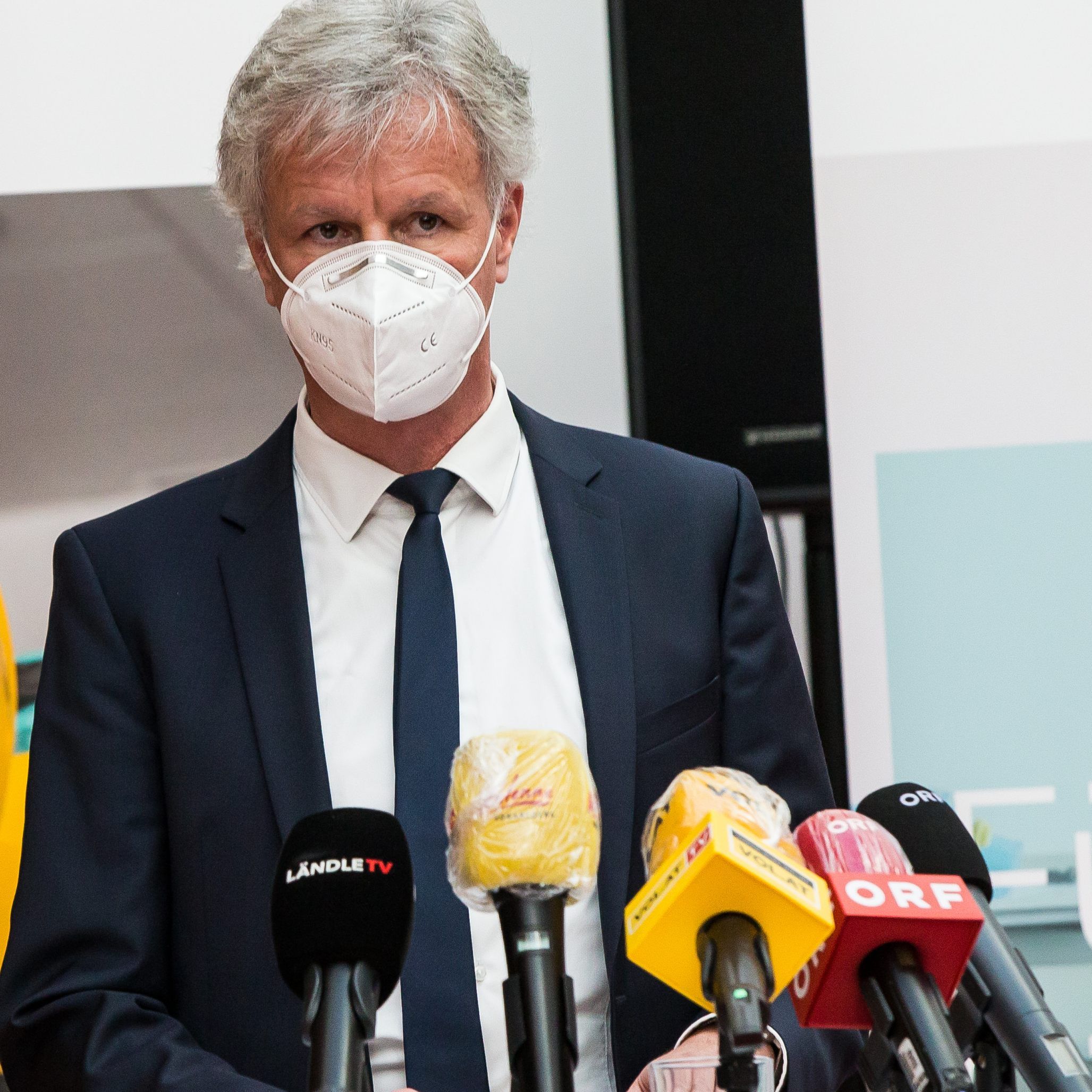 Direktor Dr. Gerald Fleisch, Geschäftsführer der Vorarlberger Krankenhaus-Betriebsgesellschaft, informiert wieder über die aktuelle Covid-Lage in den Krankenhäusern.