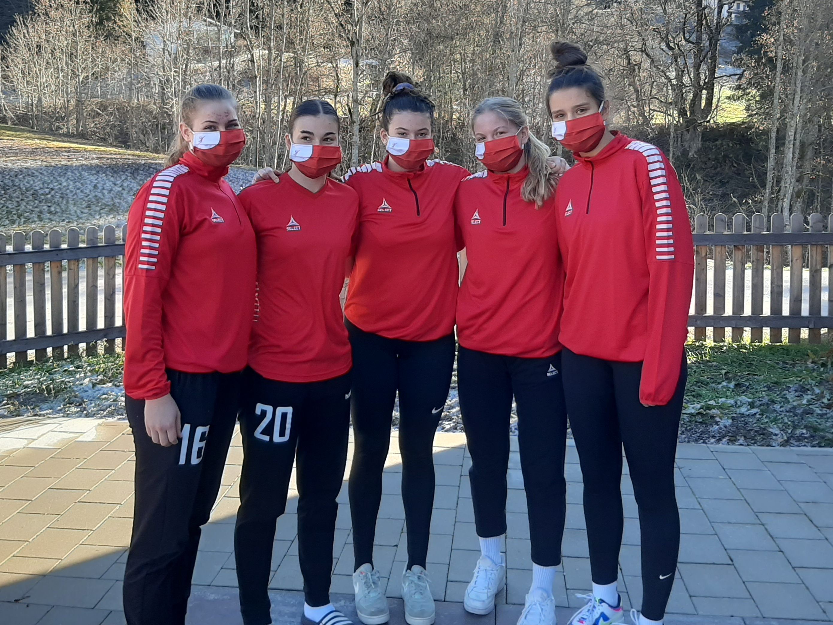 Denis Kaufmann, Marie Huber (beide NT 2002), Nina Tilliacher, Viktoria Marksteiner, Laura Götze (alle drei NT 2004) Denis Kaufmann, Marie Huber (beide NT 2002), Nina Tilliacher, Viktoria Marksteiner, Laura Götze (alle drei NT 2004)