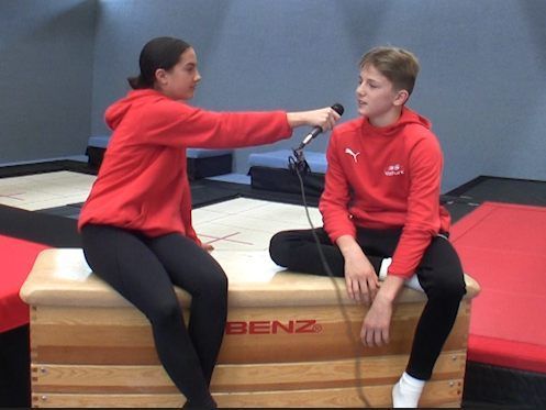 Viertklässler der SMS Wolfurt führen durch die Schule. Viertklässler der SMS Wolfurt führen durch die Schule.