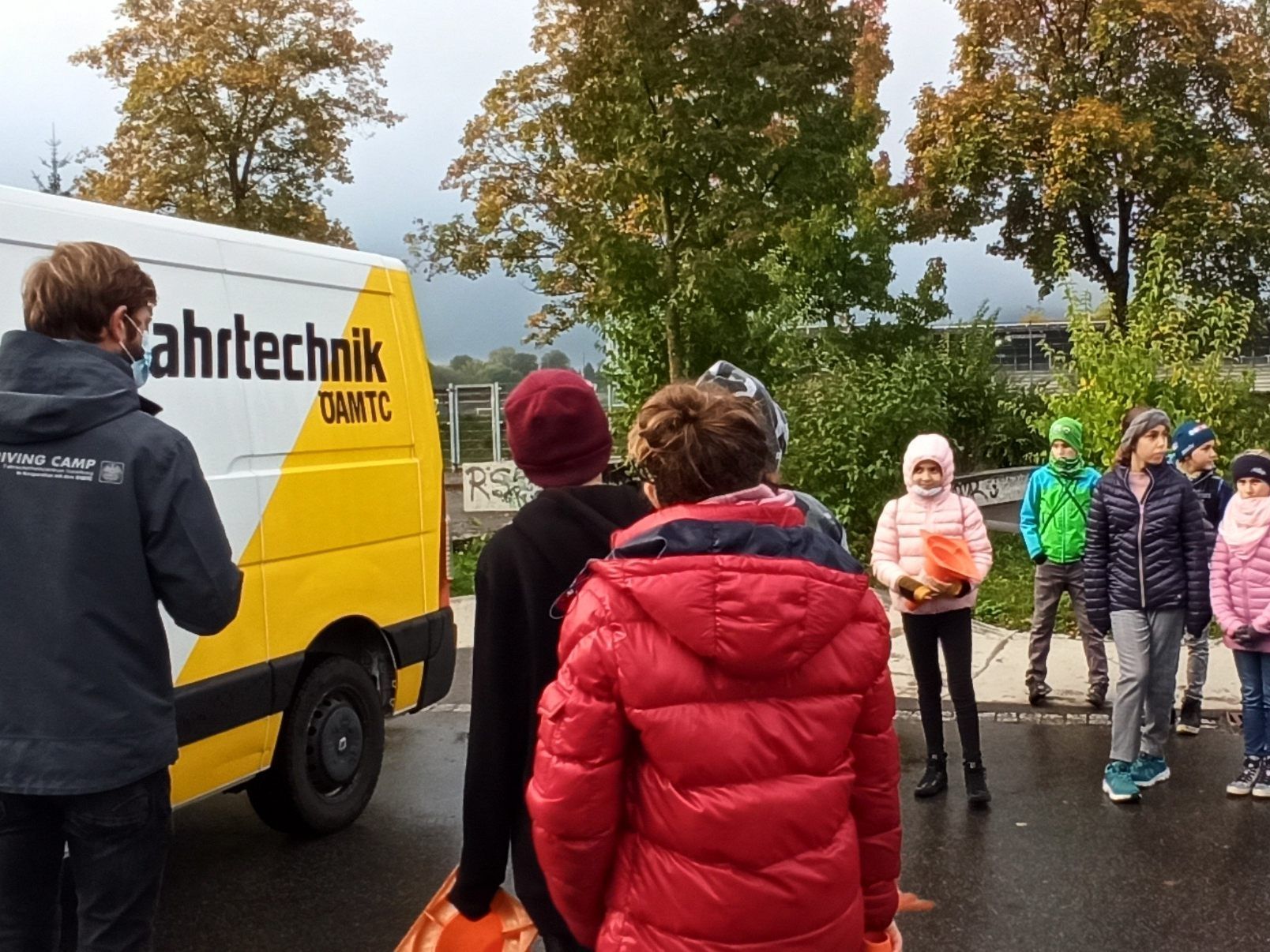 Die Schüler der MS Altach bekamen einen Einblick über die Gefahren im Verkehr Die Schüler der MS Altach bekamen einen Einblick über die Gefahren im Verkehr