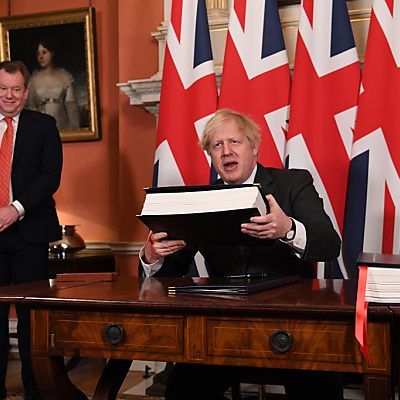 Johnson unterzeichnete Deal