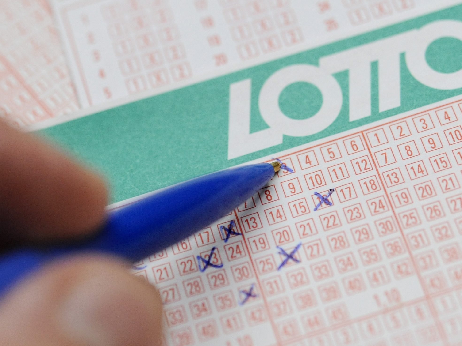 49 Österreicher wurden durch einen Lotto-Gewinn um einiges reicher.