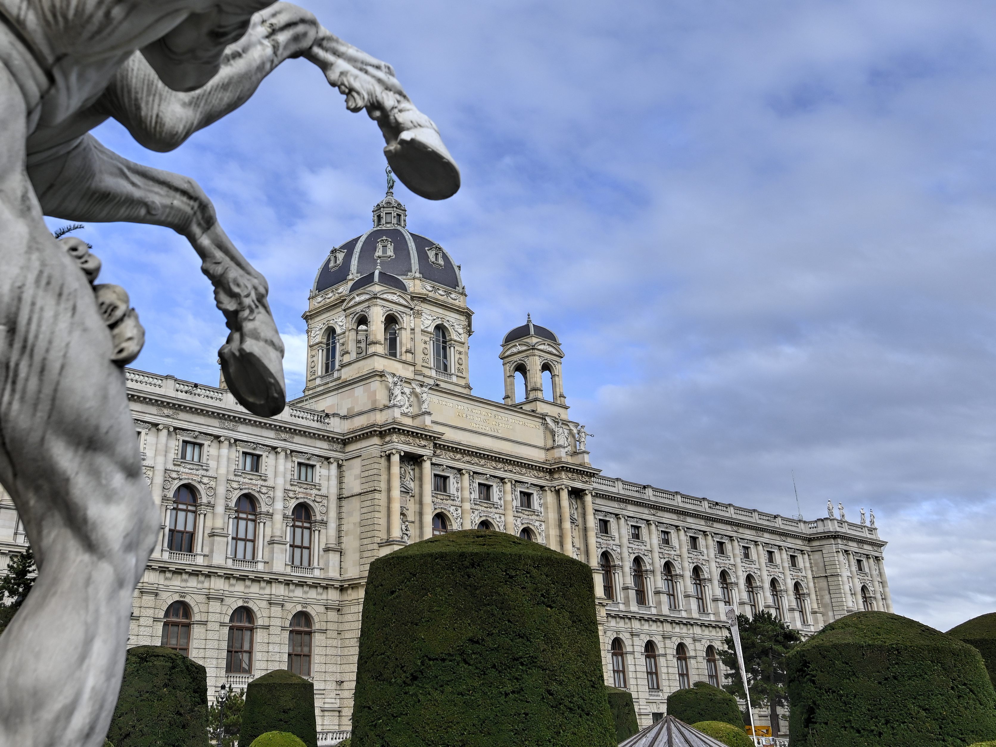 Die Sonderschau ist bis 16. Mai 2021 zu sehen. Die Sonderschau ist bis 16. Mai 2021 zu sehen.