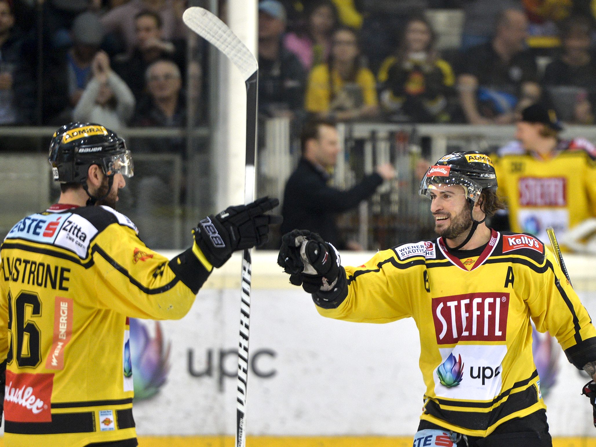 Die Wiener besiegten Bozen mit 3:2.