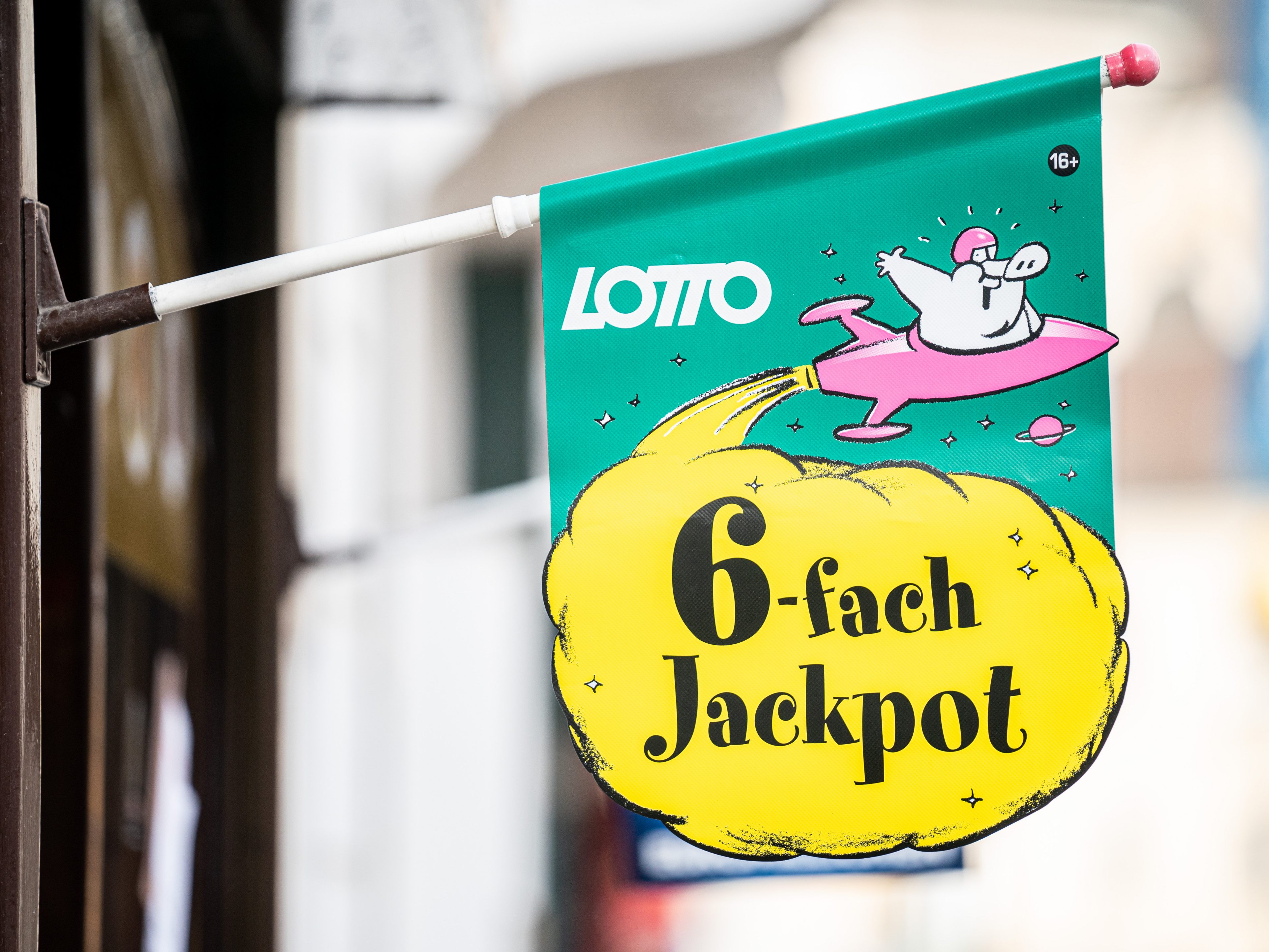 Am Sonntag warten rund 8 Millionen Euro im Jackpot. Am Sonntag warten rund 8 Millionen Euro im Jackpot.