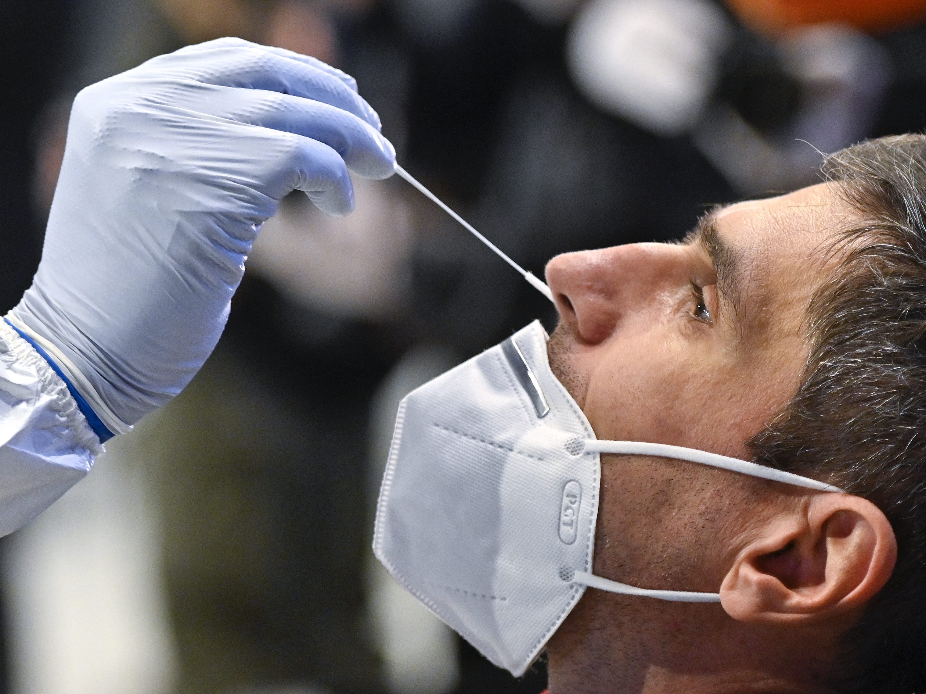 In Österreichs Bundesländern gibt es unterschiedliche Coronavirus-Testmöglichkeiten. In Österreichs Bundesländern gibt es unterschiedliche Coronavirus-Testmöglichkeiten.