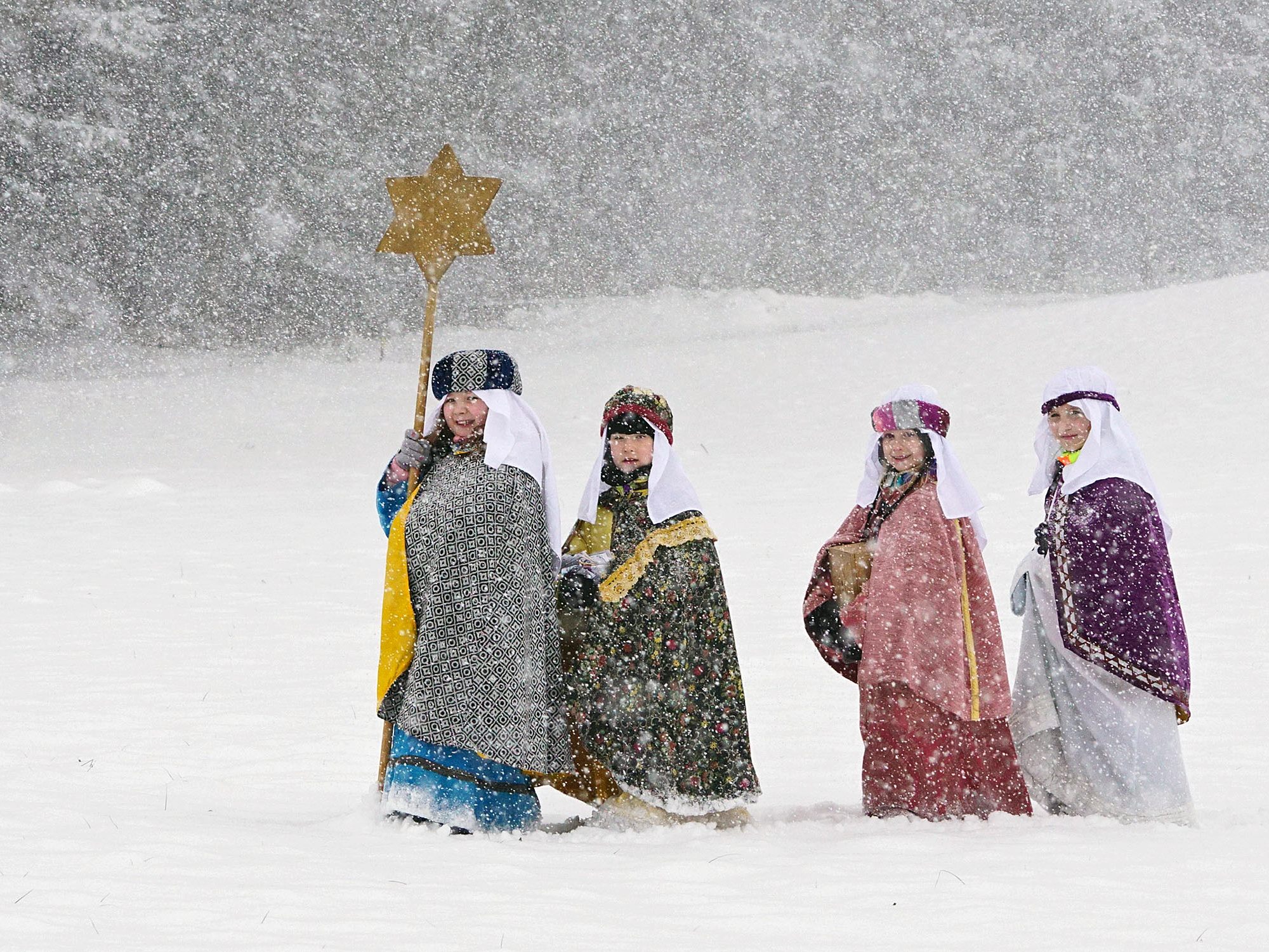 Das betreten der Sternsinger von Wohnungen ist wegen Corona heuer nicht erlaubt.