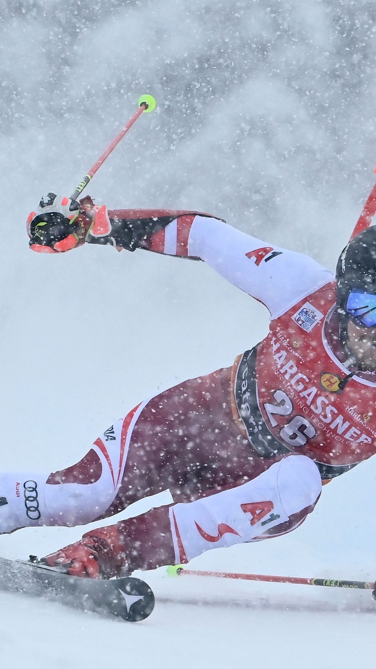 Manuel Feller ist als bester Österreicher auf Rang 15.