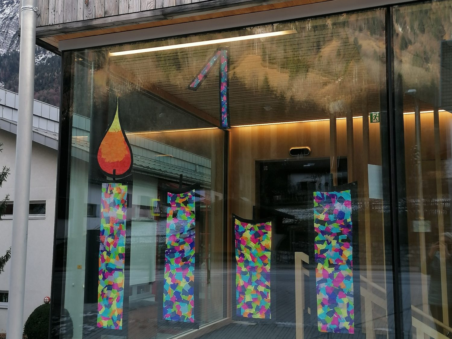 Adventfenster Firmlinge Braz