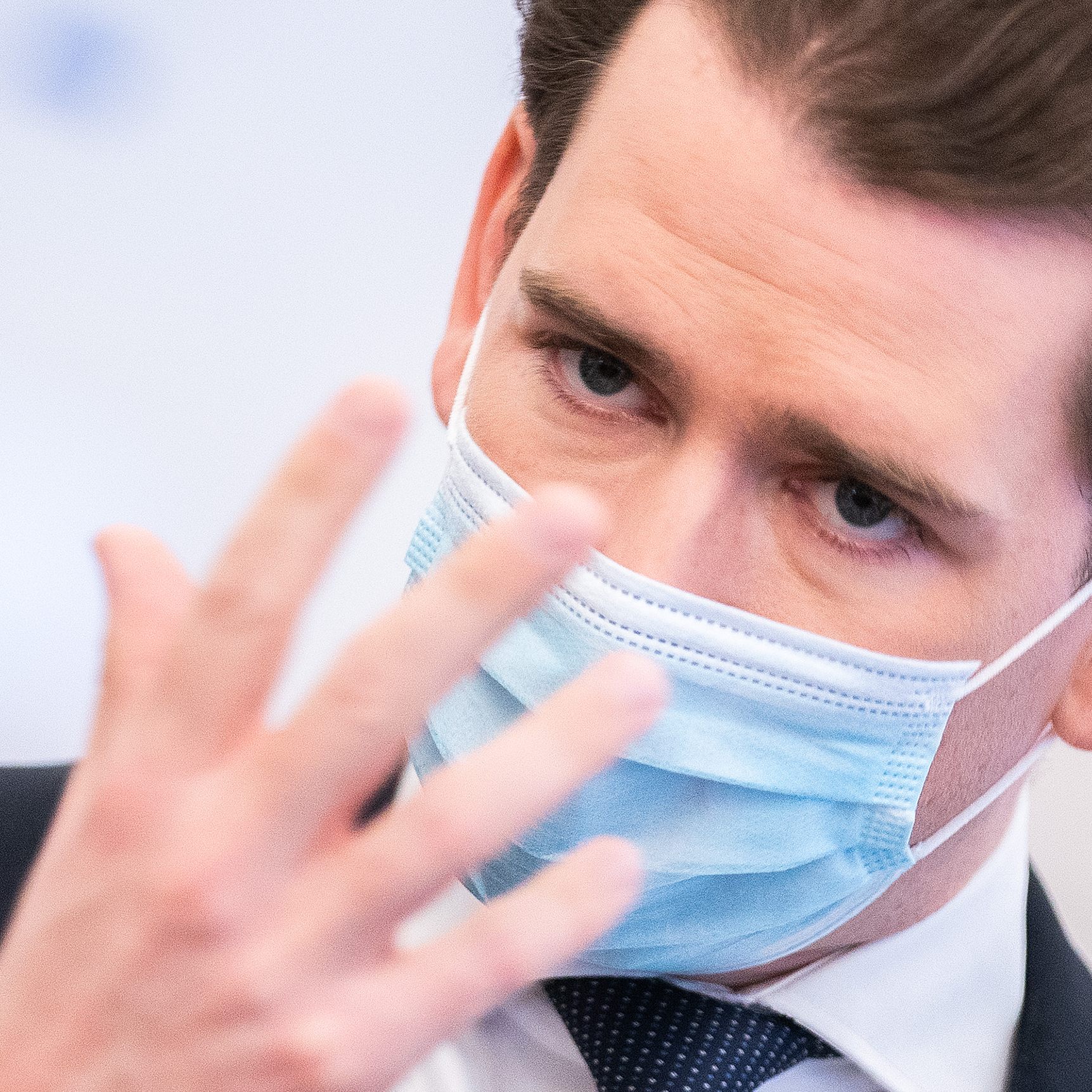 Hat der Journalist aus Deutschland etwa die Geduld von Kanzler Kurz strapaziert?