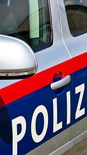 Auch die Polizei soll künftig die Einhaltung der Coronavirus-Auflagen in Betriebsstätten kontrollieren.