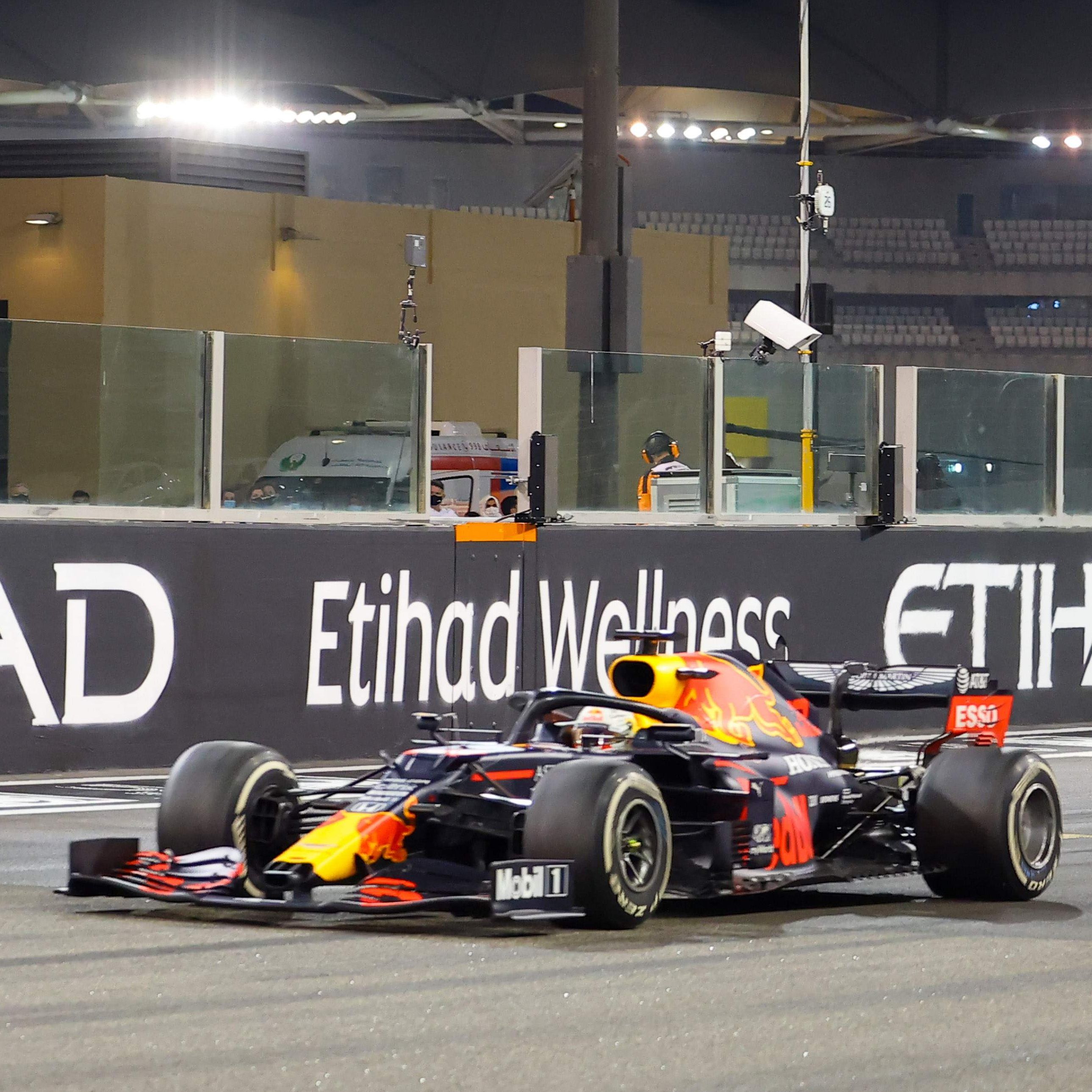 Zweiter Saisonsieg für Verstappen vor Bottas und Hamilton.