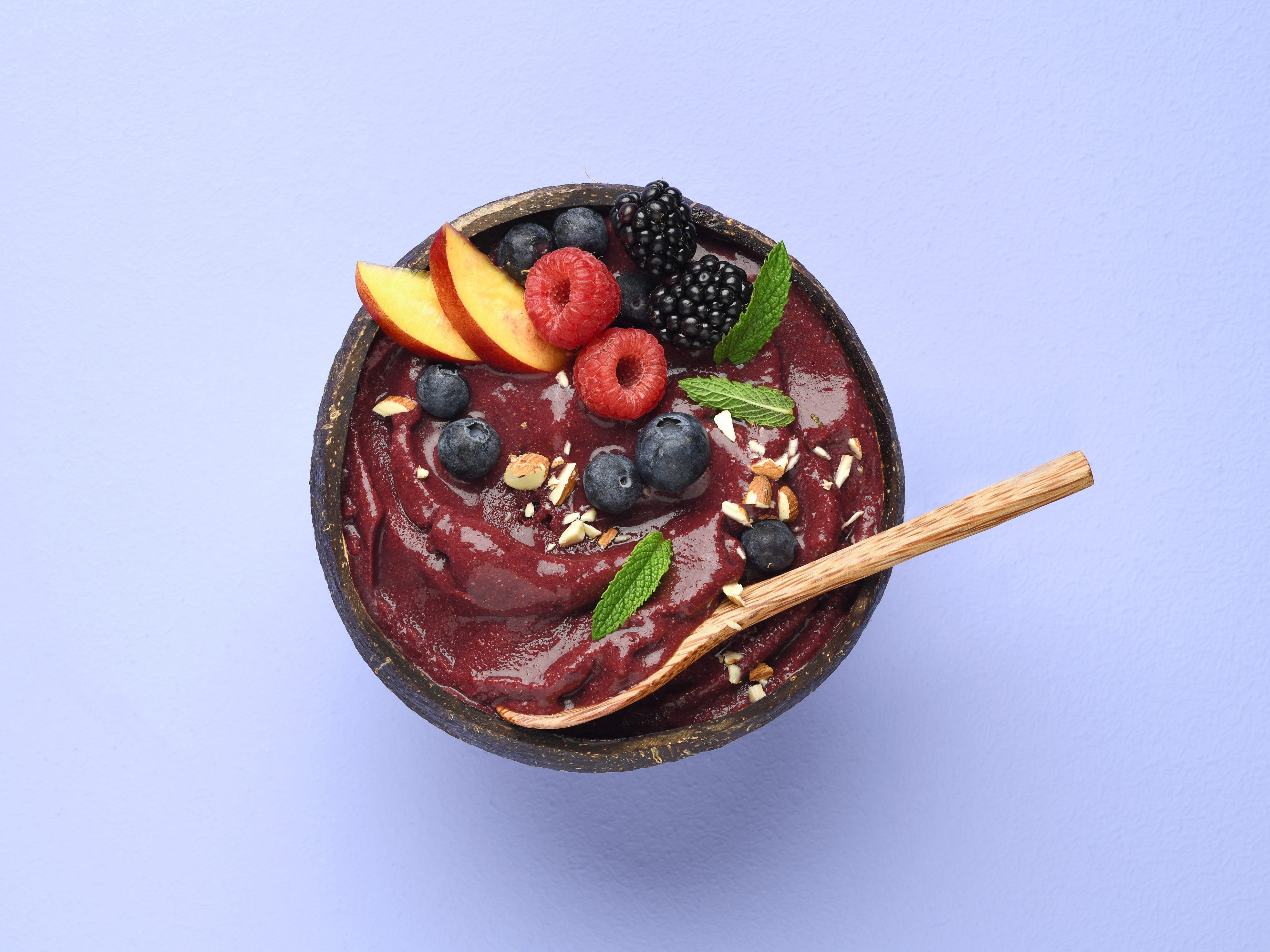 Gewinnt mit Vienna.at drei Smoothie-Bowl-Boxen. Gewinnt mit Vienna.at drei Smoothie-Bowl-Boxen.