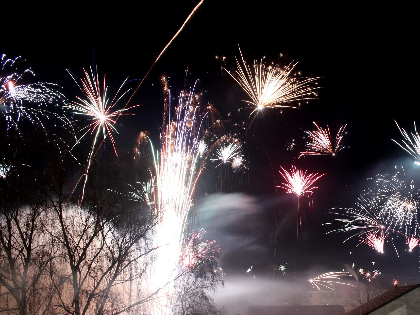 Besonders die Männer lassen es zu Silvester gerne krachen. Besonders die Männer lassen es zu Silvester gerne krachen.