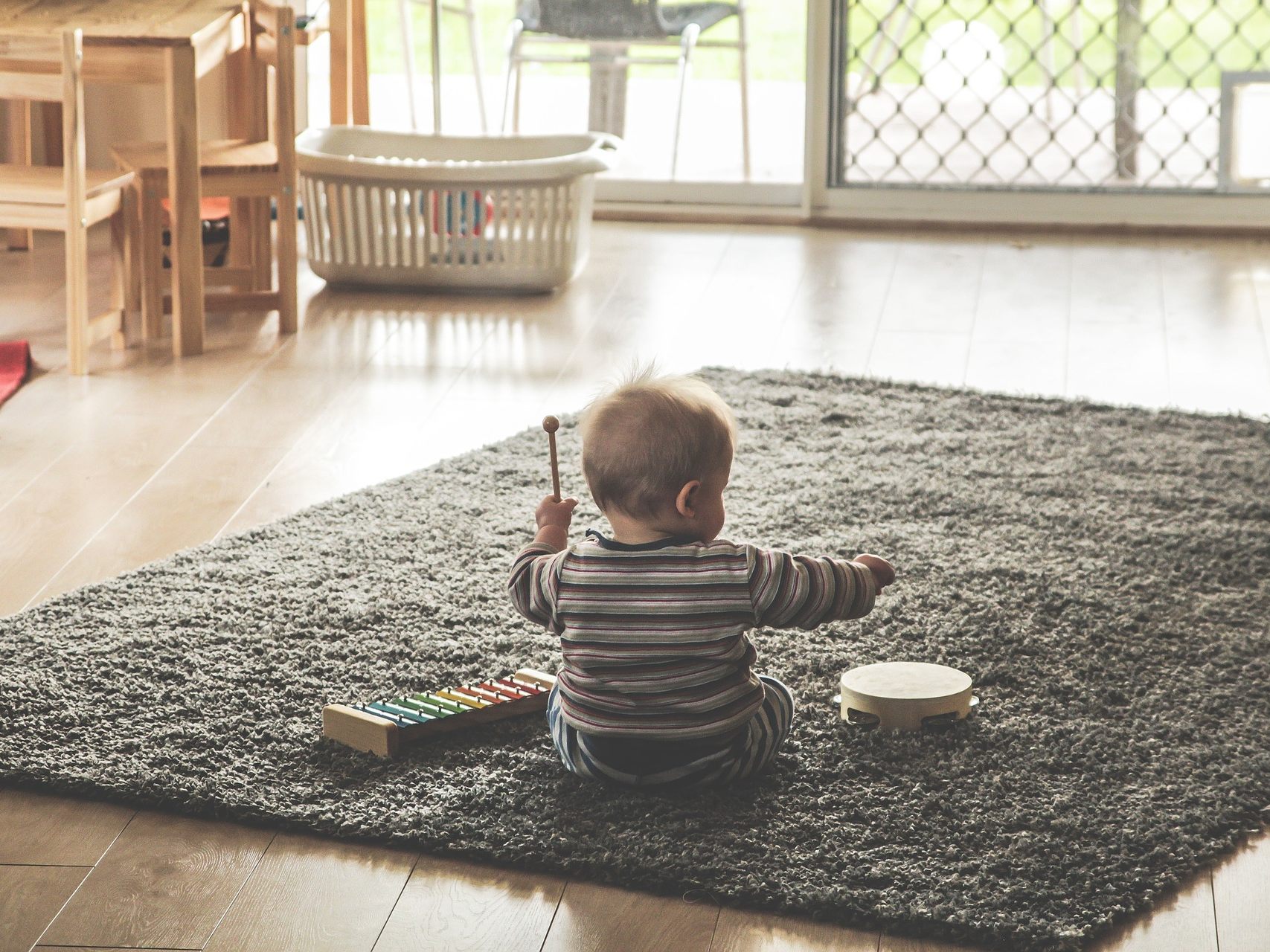 Spielzeug, das Kindern Freude macht, gibt nicht selten zu laute Töne von sich