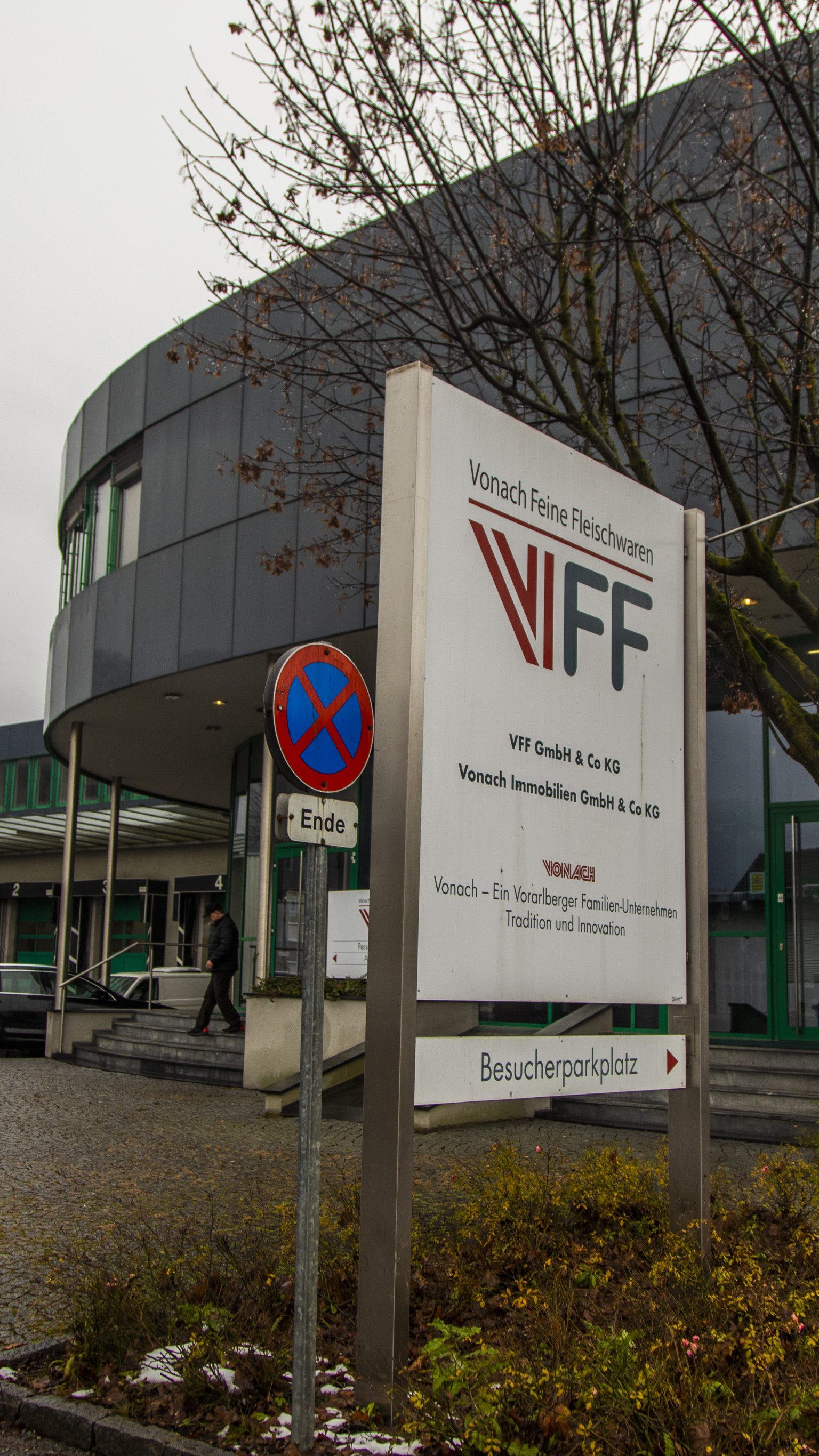 ie Geschäftsführung musste den Gang zum Konkursrichter antreten. Eine Weiterführung ist fraglich.