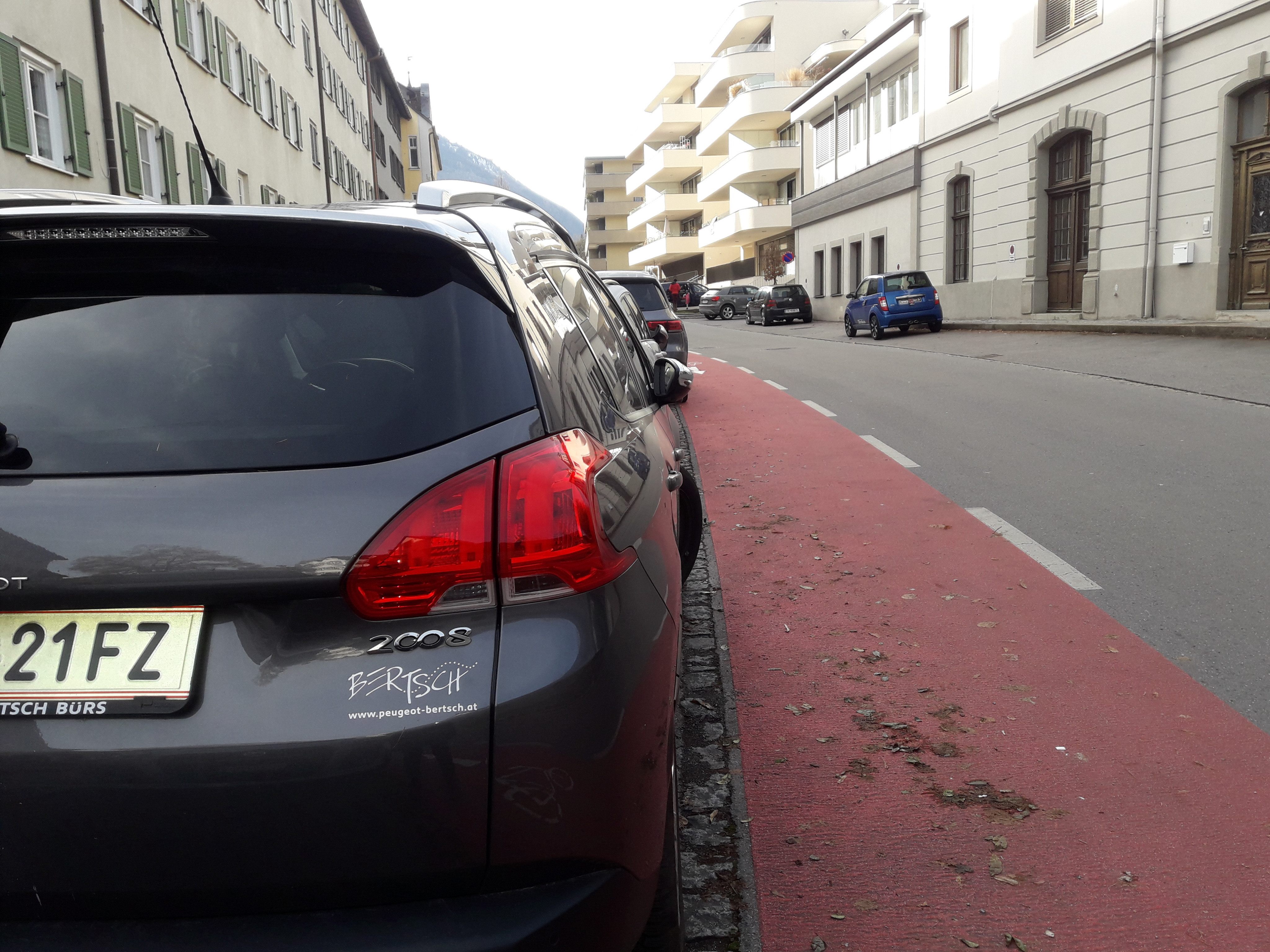 Gefährliche Fahrradspur