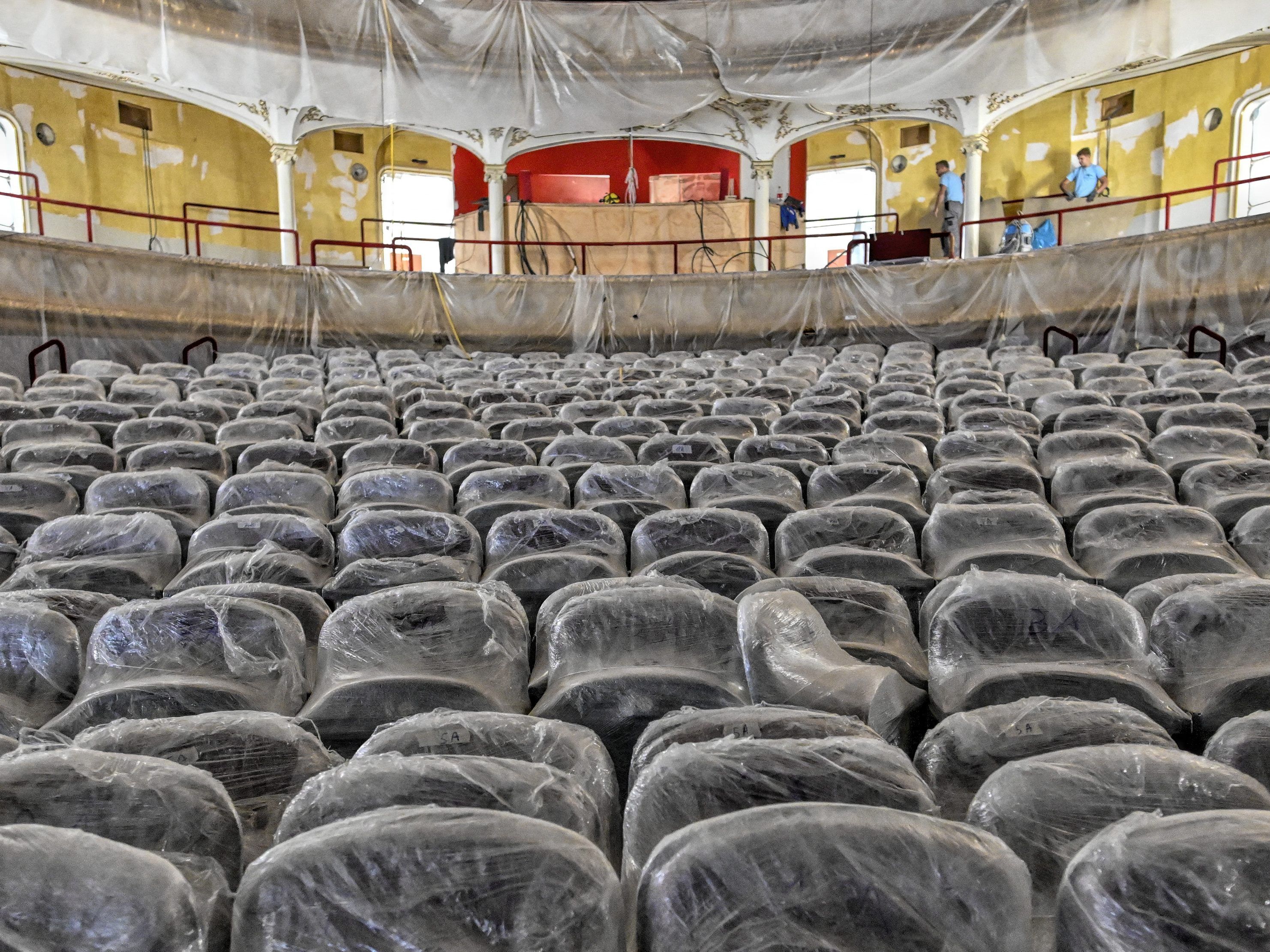 Mit seinen über 800 Sitzplätzen könnte das Volkstheater so über 360.000 Euro lukrieren.