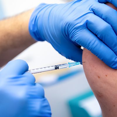 Corona-Impfung am Silvestertag in Bayern