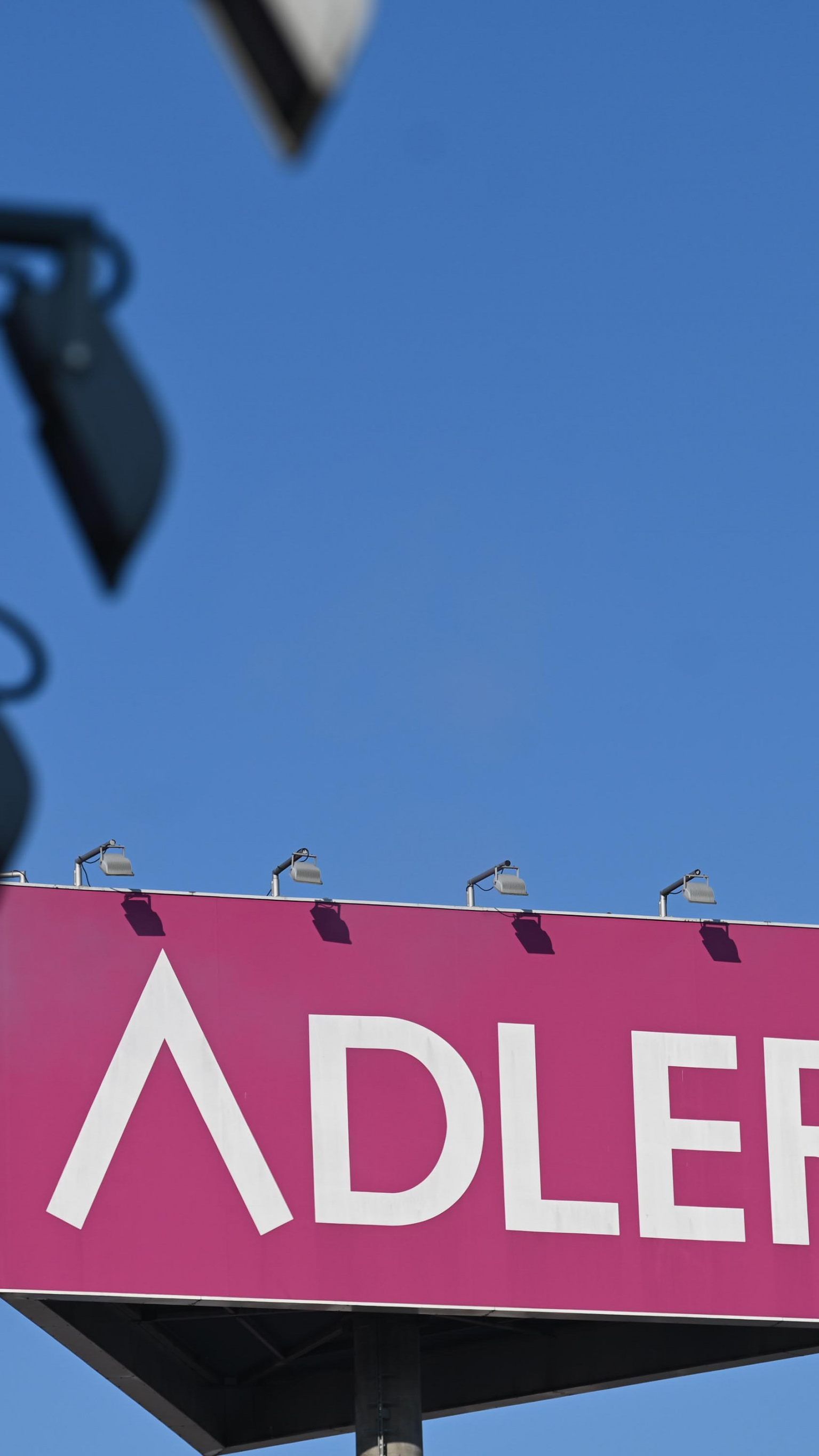 Die Insolvenz der deutschen Modekette Adler soll Österreich nicht betreffen.